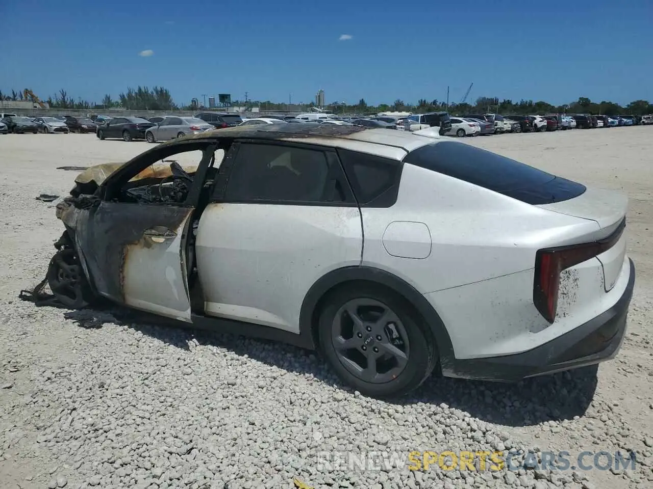2 Photograph of a damaged car 3KPFT4DE3SE062971 KIA K4 LX 2025