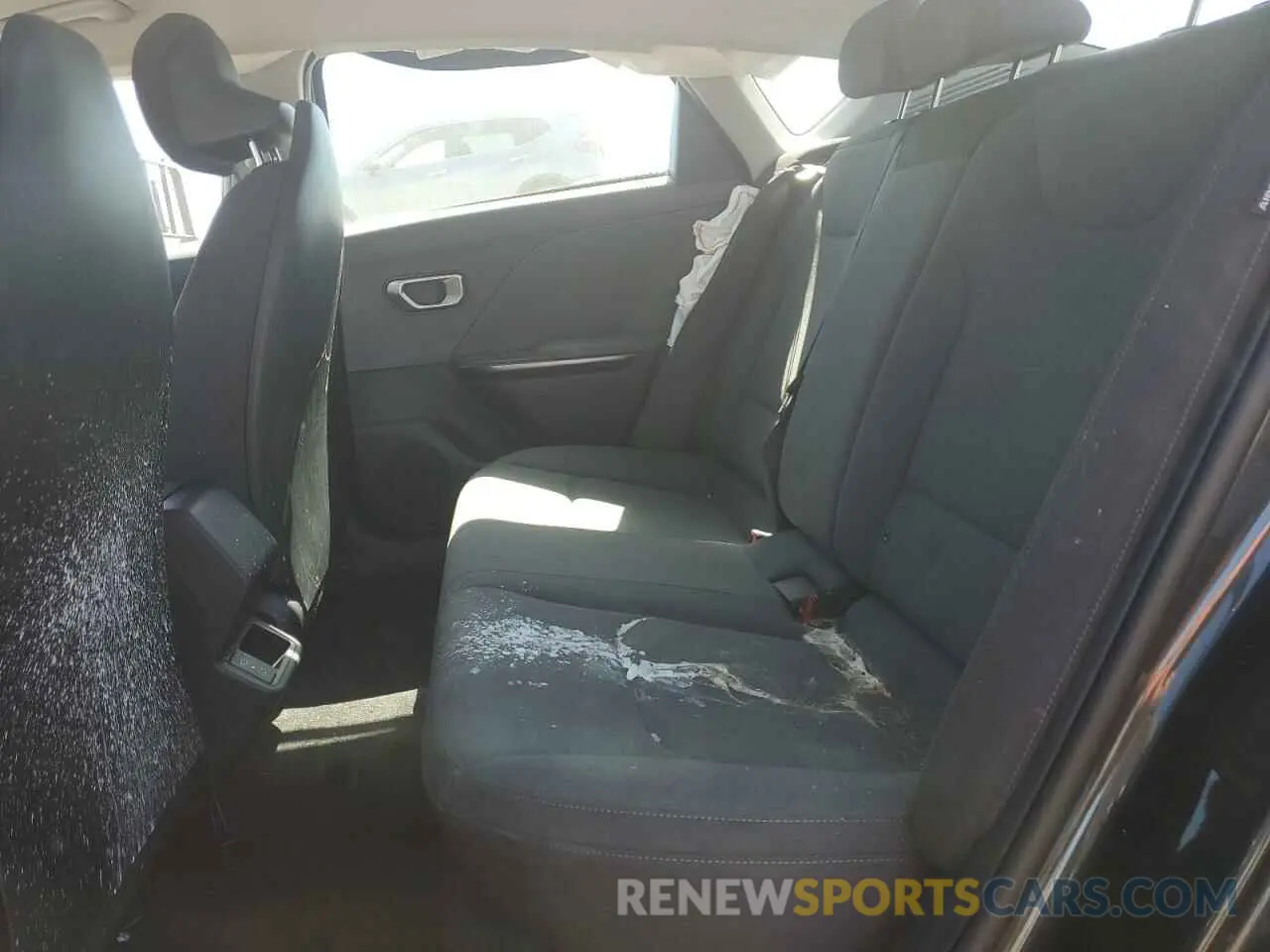 10 Фотография поврежденного автомобиля 3KPFT4DE5SE015246 KIA K4 LX 2025