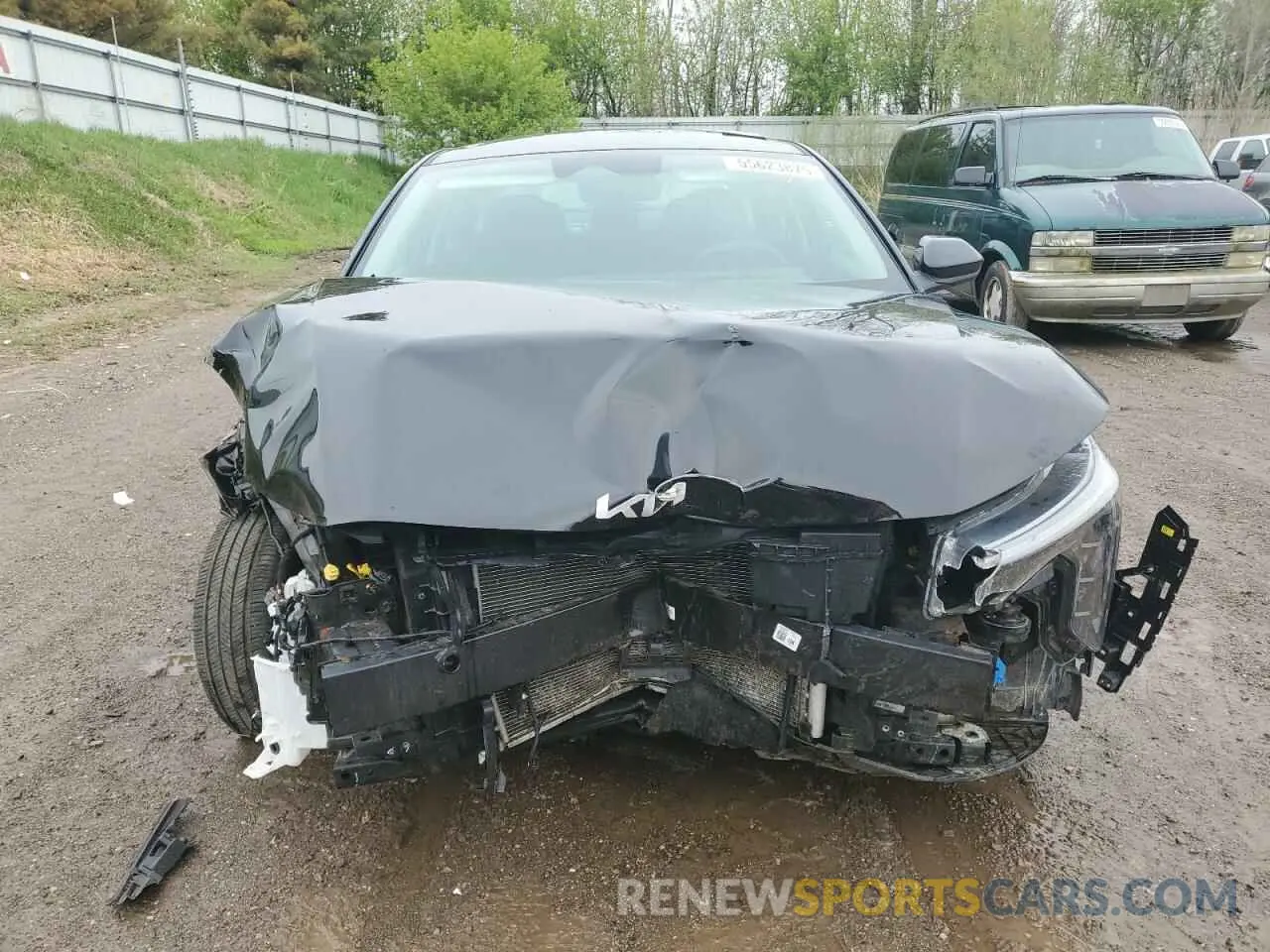 5 Photograph of a damaged car 3KPFT4DE7SE003647 KIA K4 LX 2025