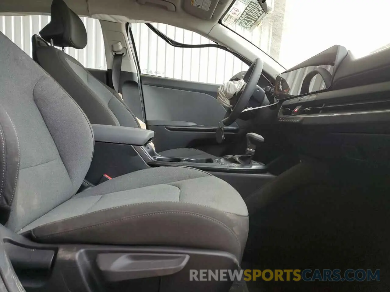 7 Фотография поврежденного автомобиля 3KPFT4DE7SE073553 KIA K4 LX 2025