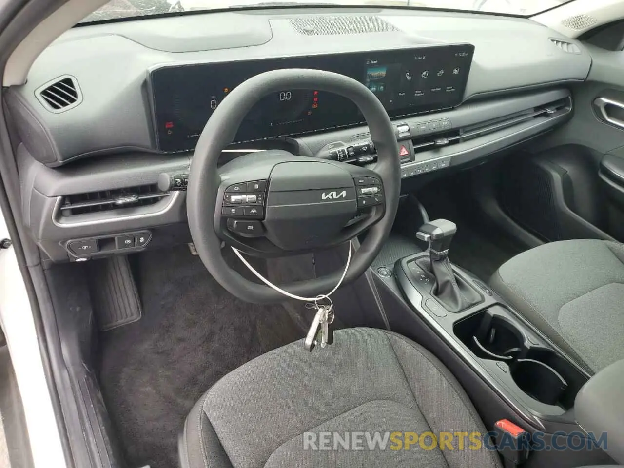 8 Фотография поврежденного автомобиля 3KPFT4DE9SE079516 KIA K4 LX 2025