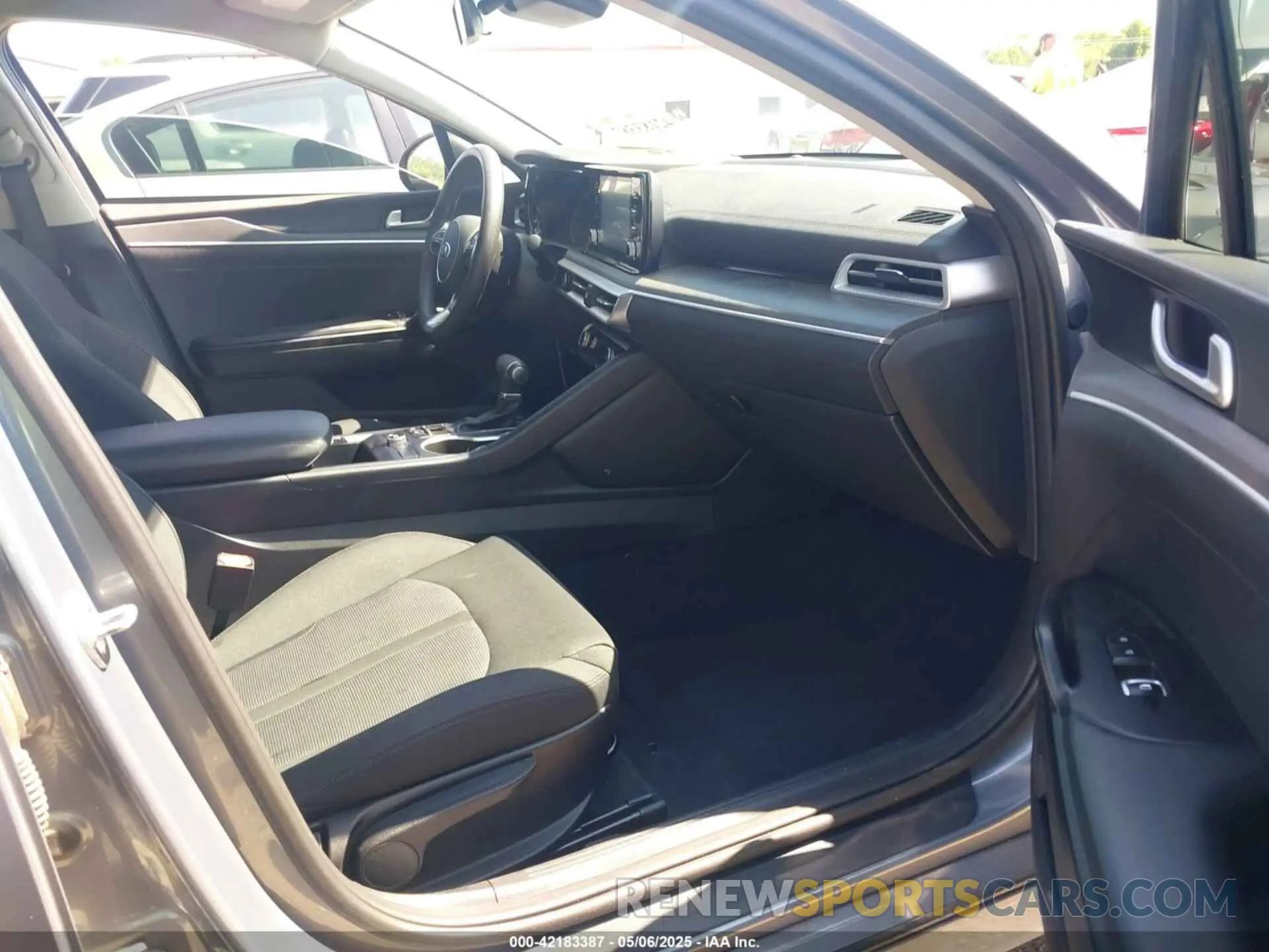 5 Фотография поврежденного автомобиля 5XXG14J21MG020801 KIA K5 2021