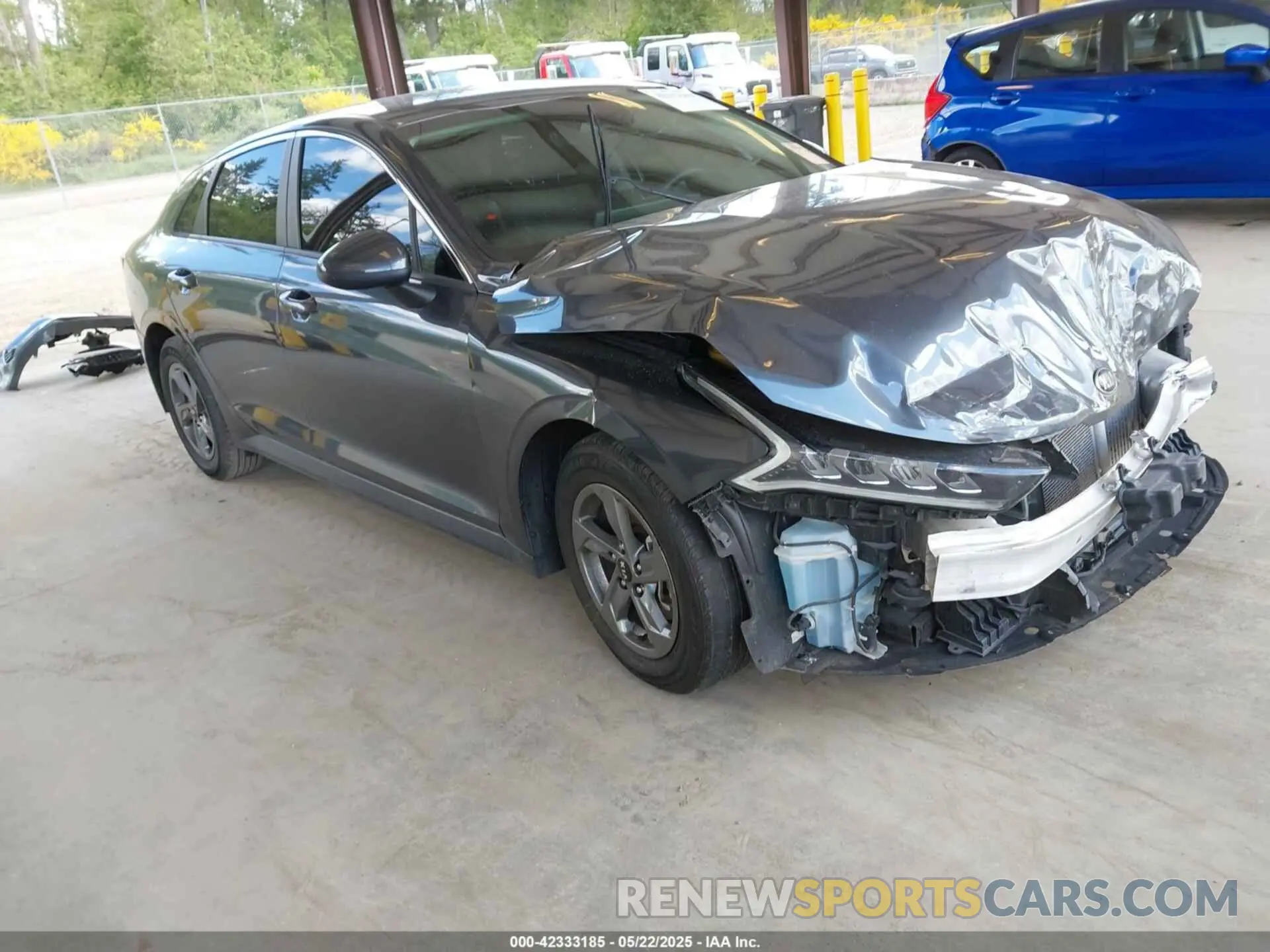 1 Photograph of a damaged car 5XXG14J23MG044372 KIA K5 2021