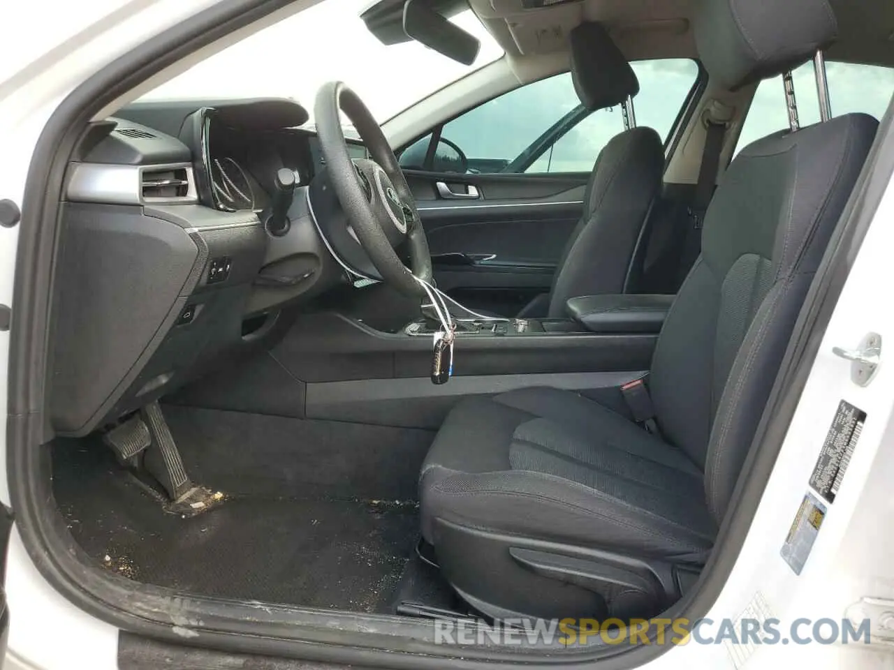 7 Photograph of a damaged car 5XXG14J23MG053931 KIA K5 2021
