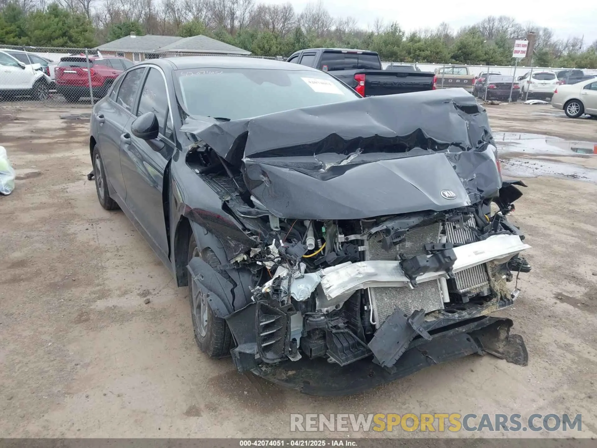1 Photograph of a damaged car 5XXG14J24MG002146 KIA K5 2021