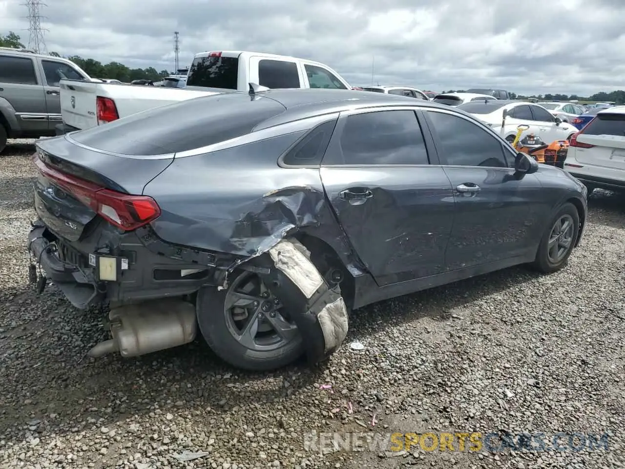 3 Photograph of a damaged car 5XXG14J24MG010313 KIA K5 2021