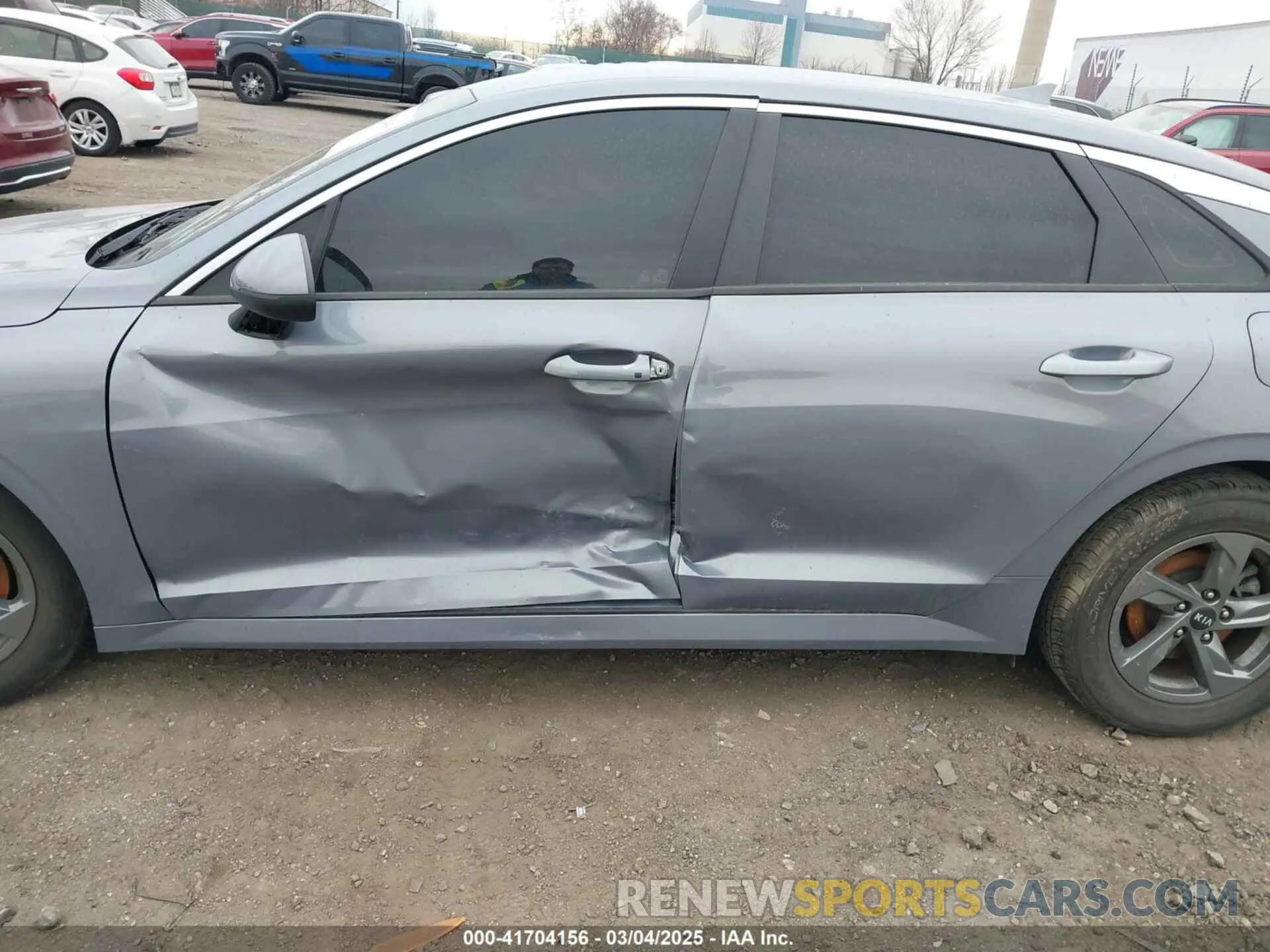 6 Photograph of a damaged car 5XXG14J24MG015799 KIA K5 2021