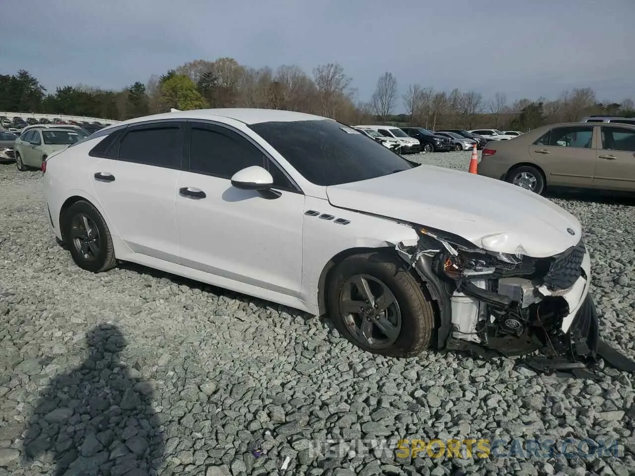 4 Photograph of a damaged car 5XXG14J24MG022364 KIA K5 2021