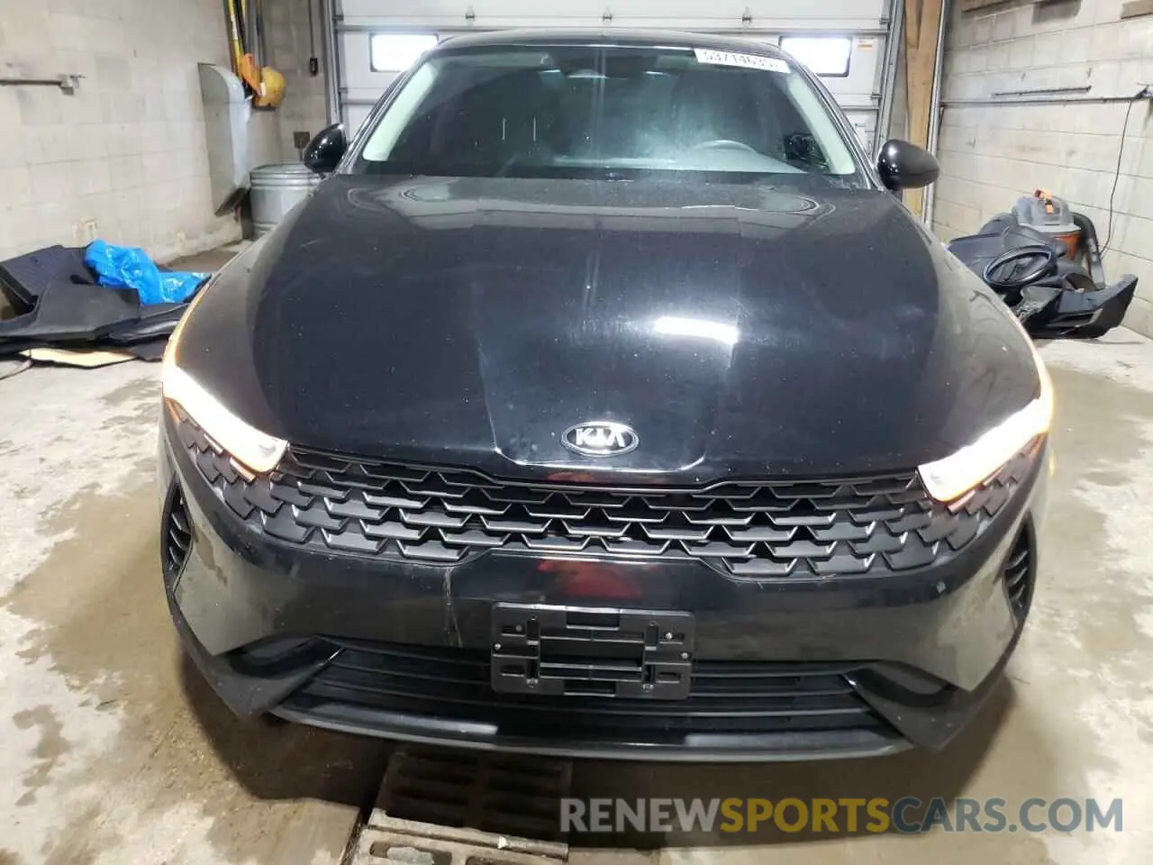 5 Photograph of a damaged car 5XXG14J25MG013558 KIA K5 2021