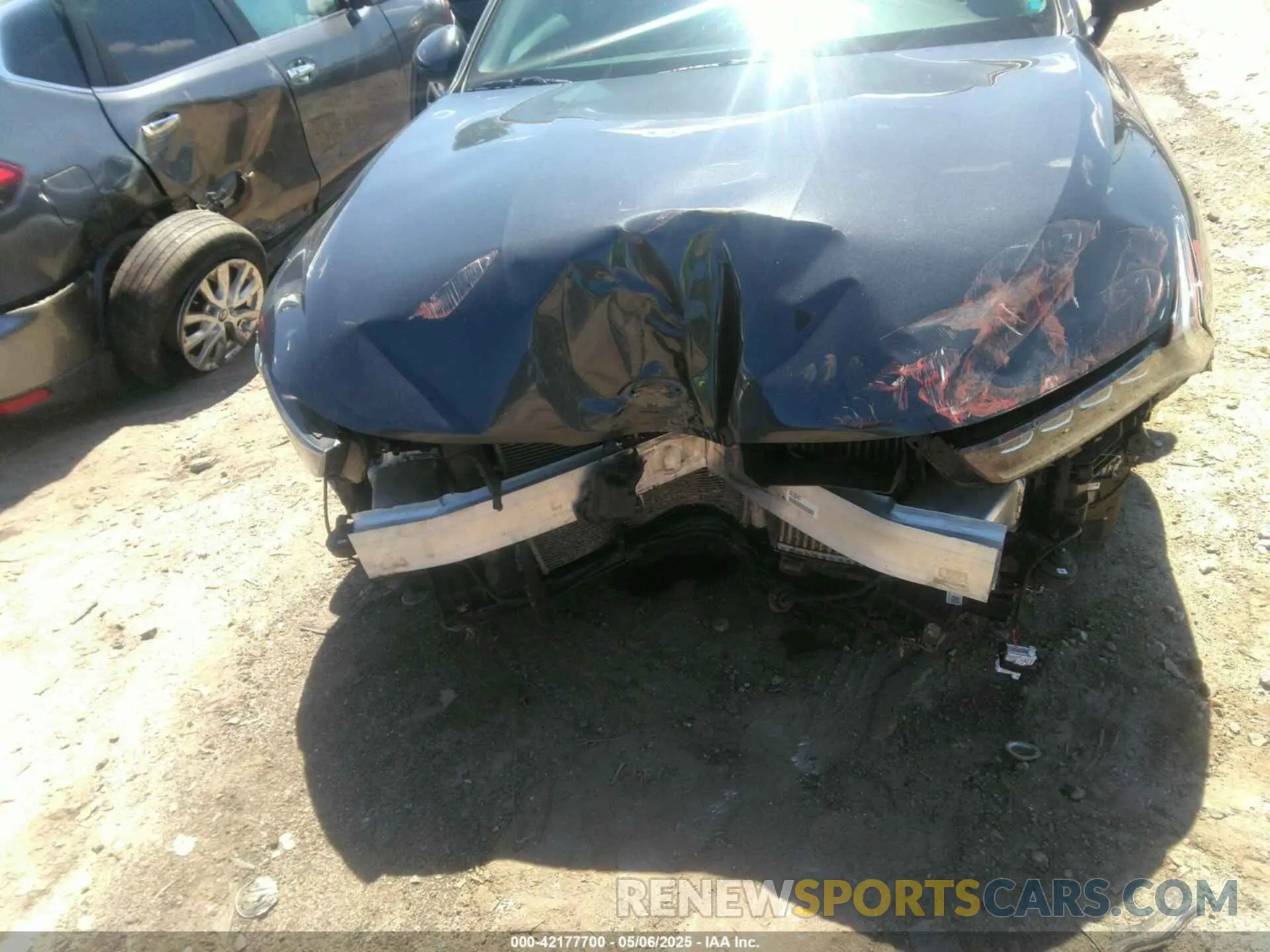 6 Photograph of a damaged car 5XXG14J25MG017125 KIA K5 2021