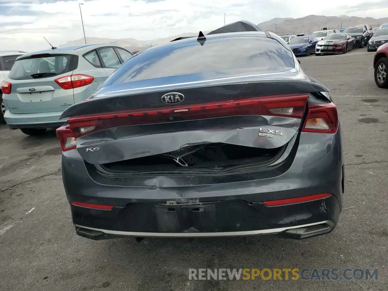 6 Photograph of a damaged car 5XXG14J27MG047582 KIA K5 2021