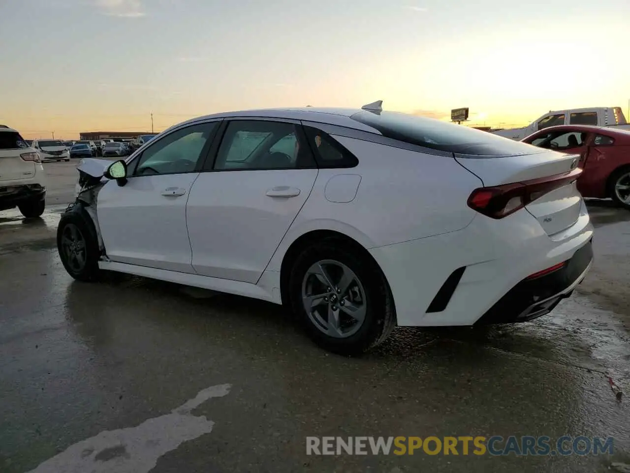 2 Photograph of a damaged car 5XXG14J28MG048885 KIA K5 2021