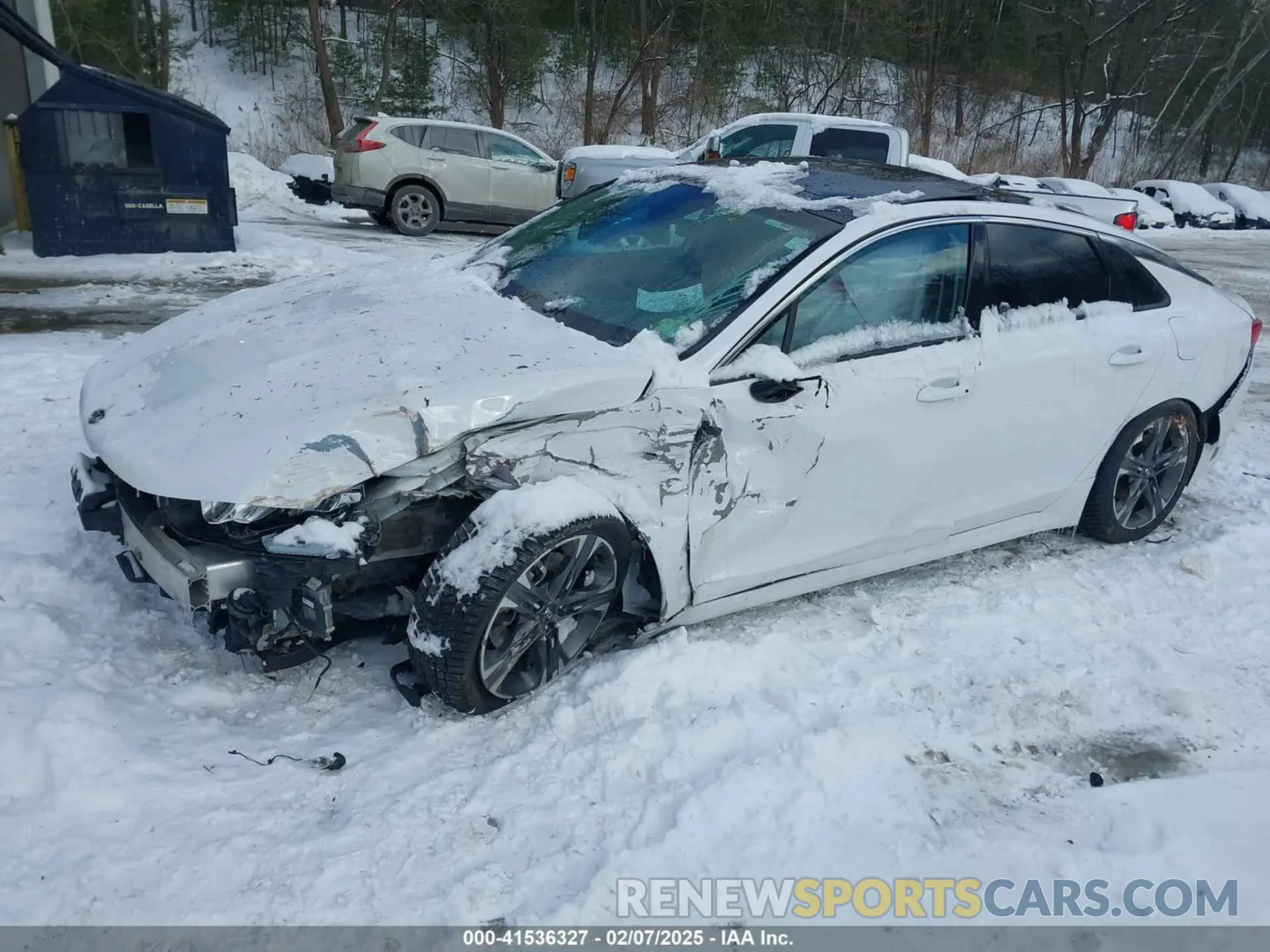 2 Photograph of a damaged car 5XXG34J24MG010807 KIA K5 2021