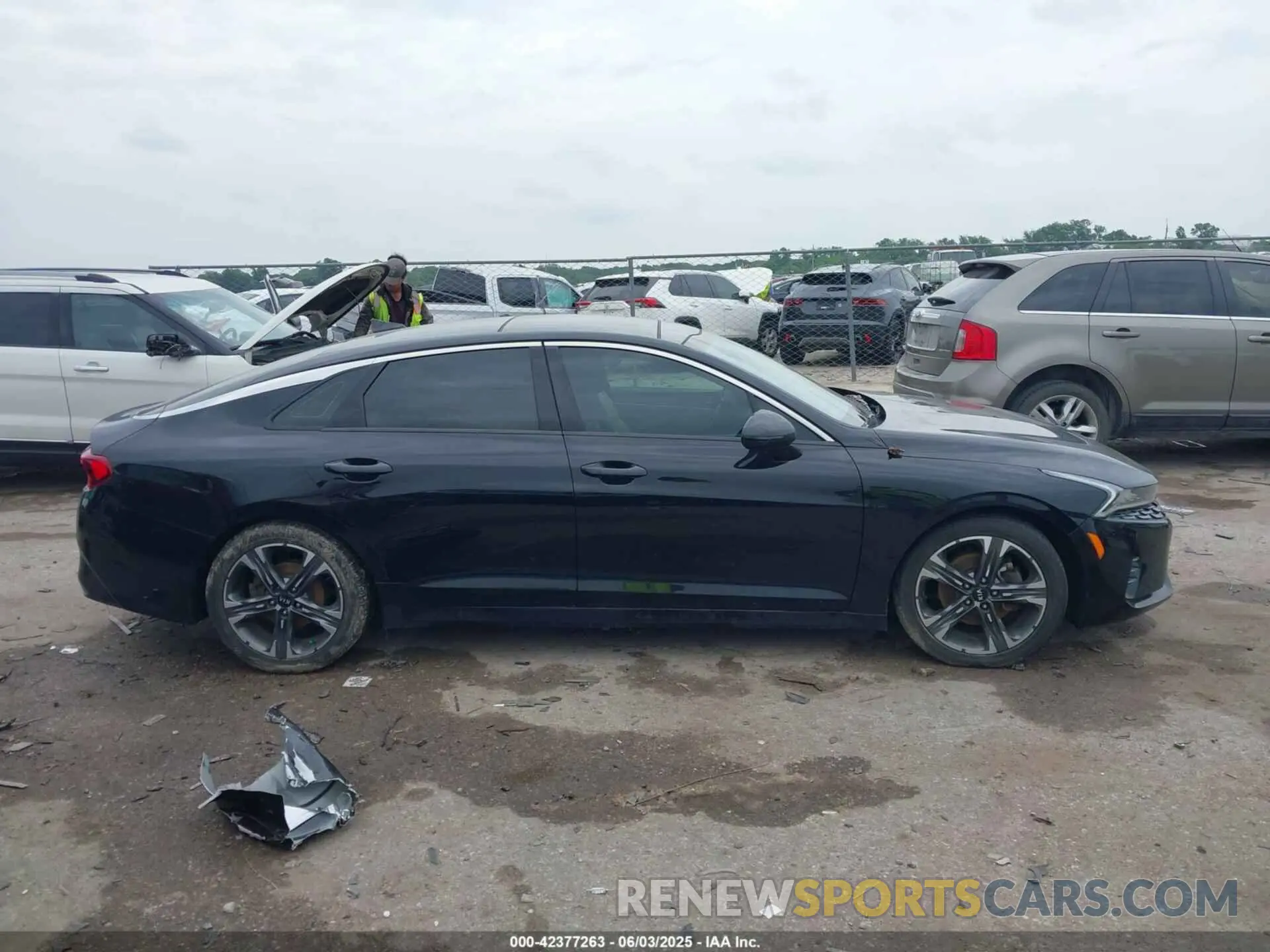 13 Фотография поврежденного автомобиля 5XXG34J28MG009062 KIA K5 2021