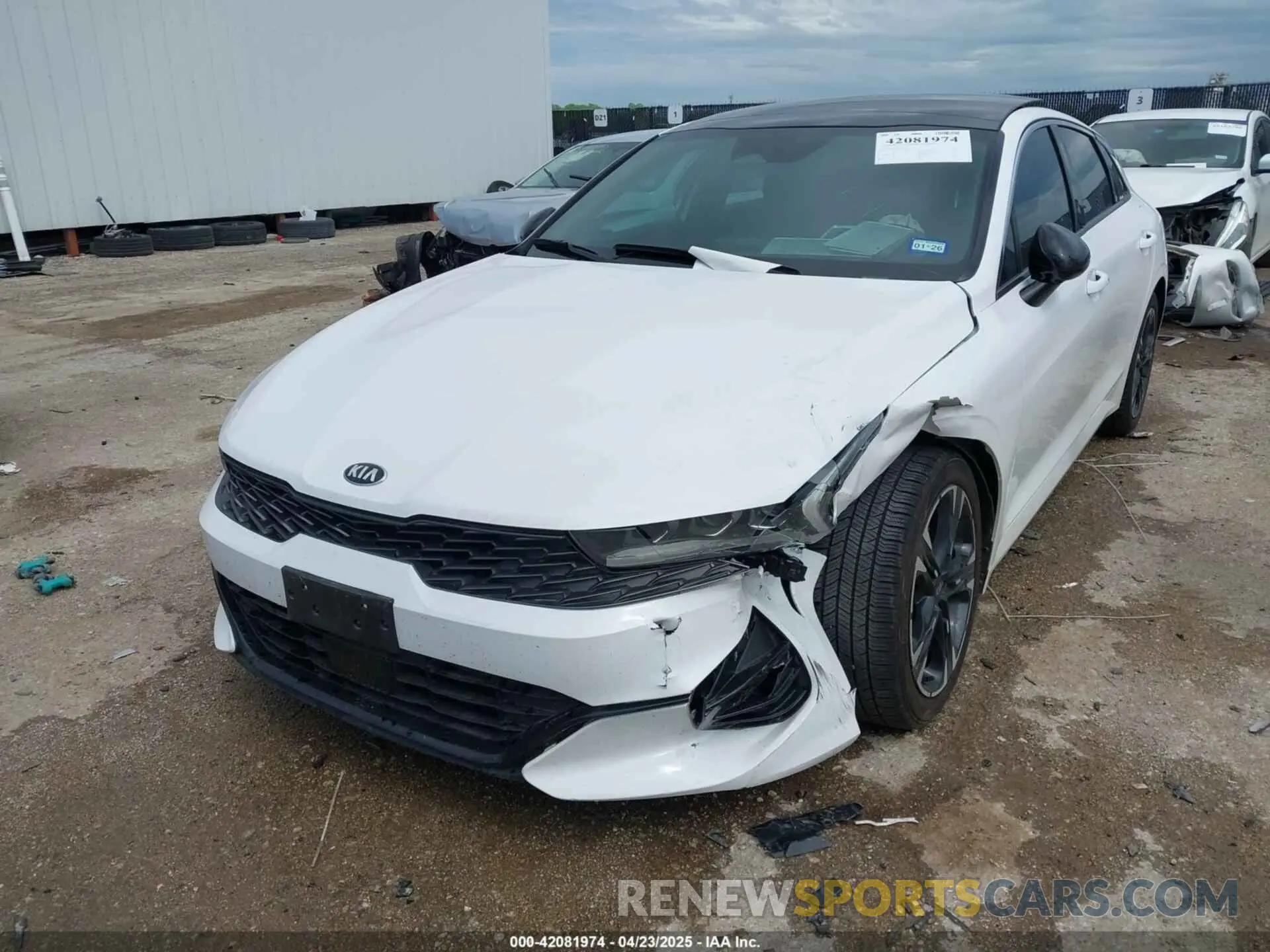 6 Photograph of a damaged car 5XXG64J21MG076674 KIA K5 2021