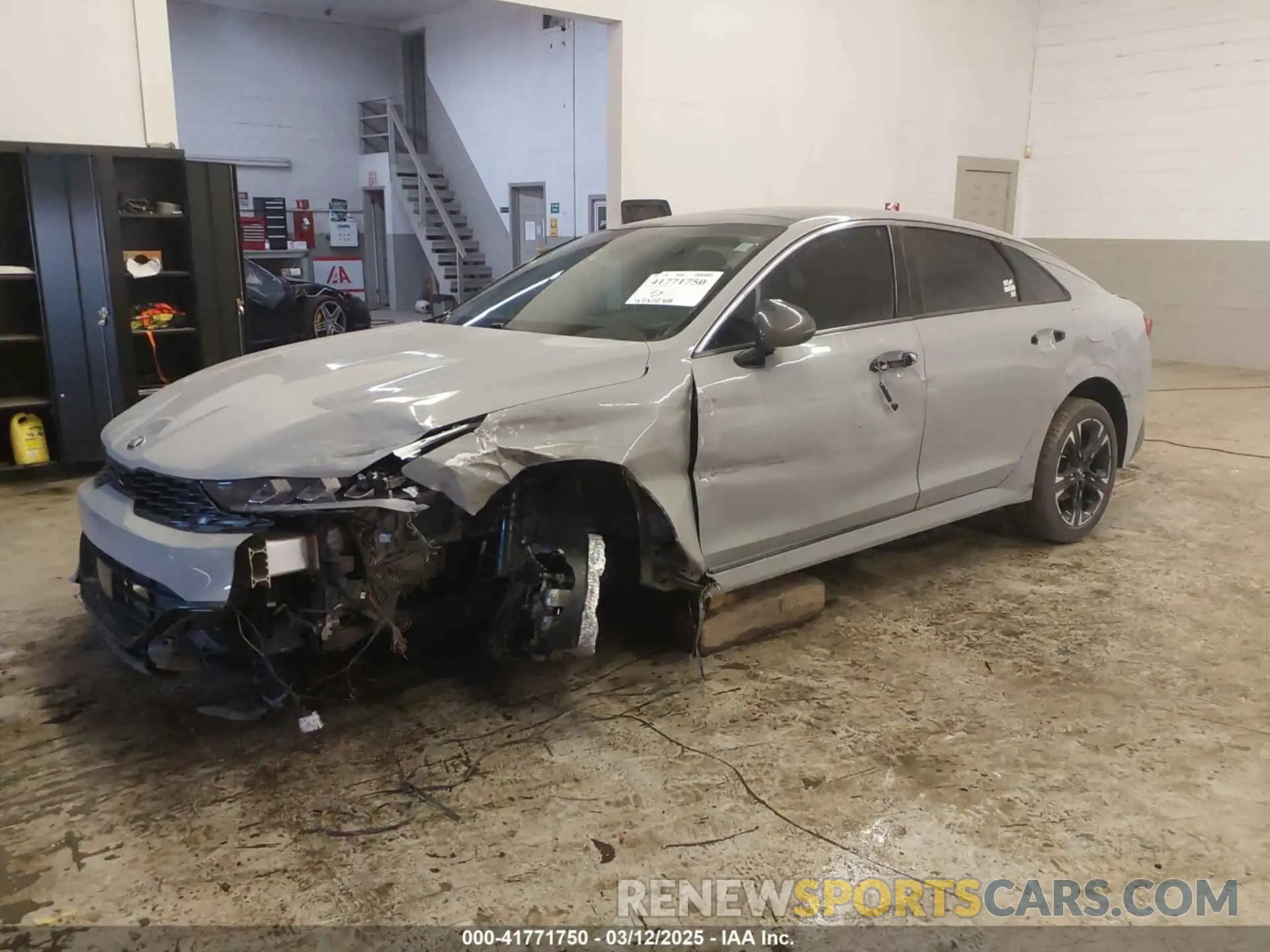 2 Photograph of a damaged car 5XXG64J23MG031199 KIA K5 2021