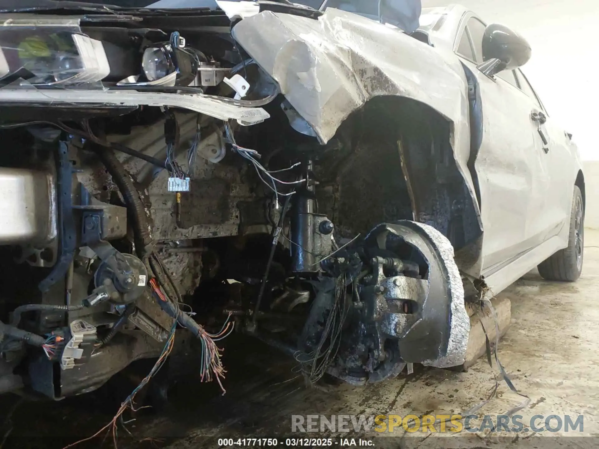 6 Photograph of a damaged car 5XXG64J23MG031199 KIA K5 2021