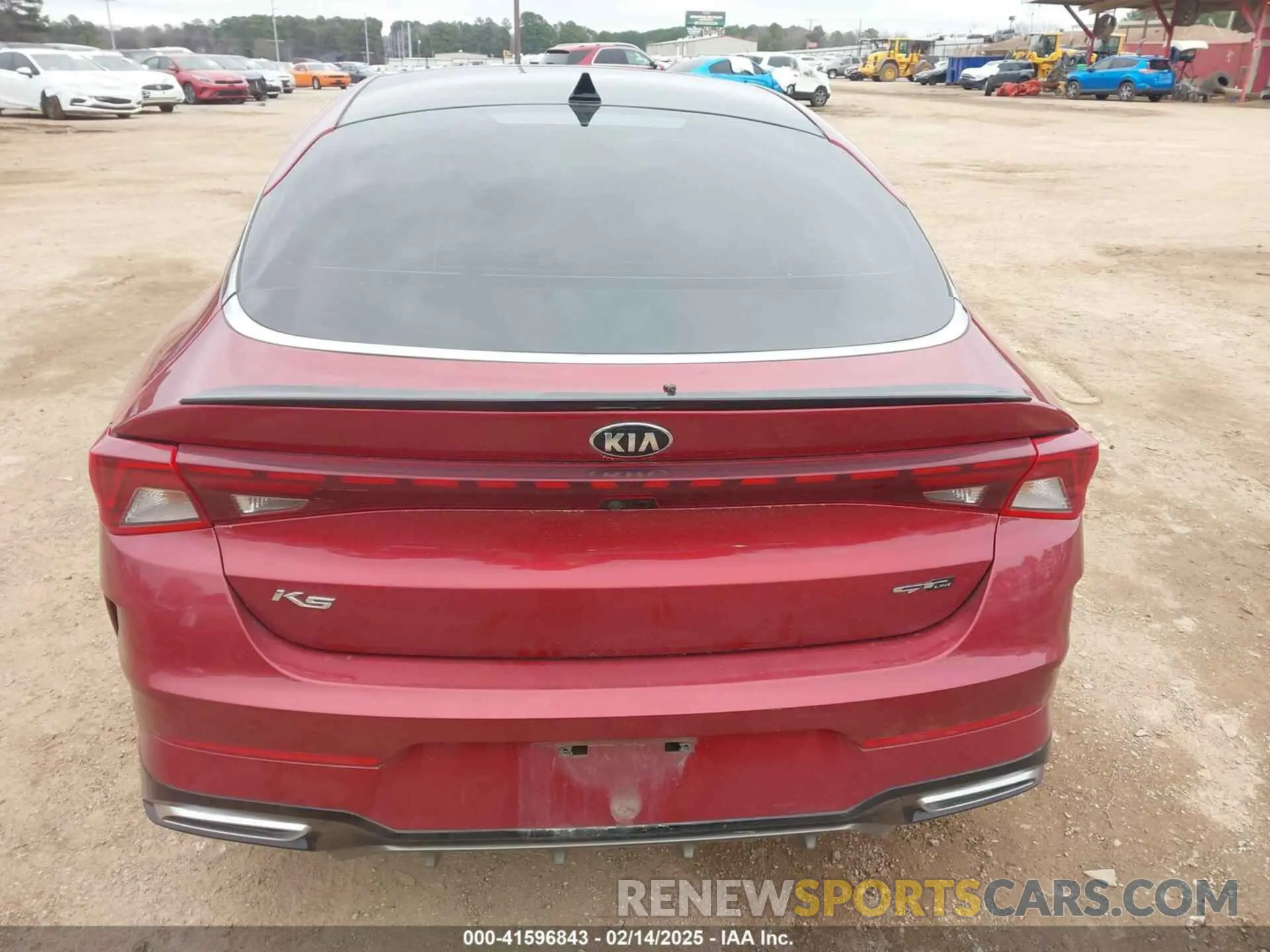 17 Photograph of a damaged car 5XXG64J23MG060363 KIA K5 2021