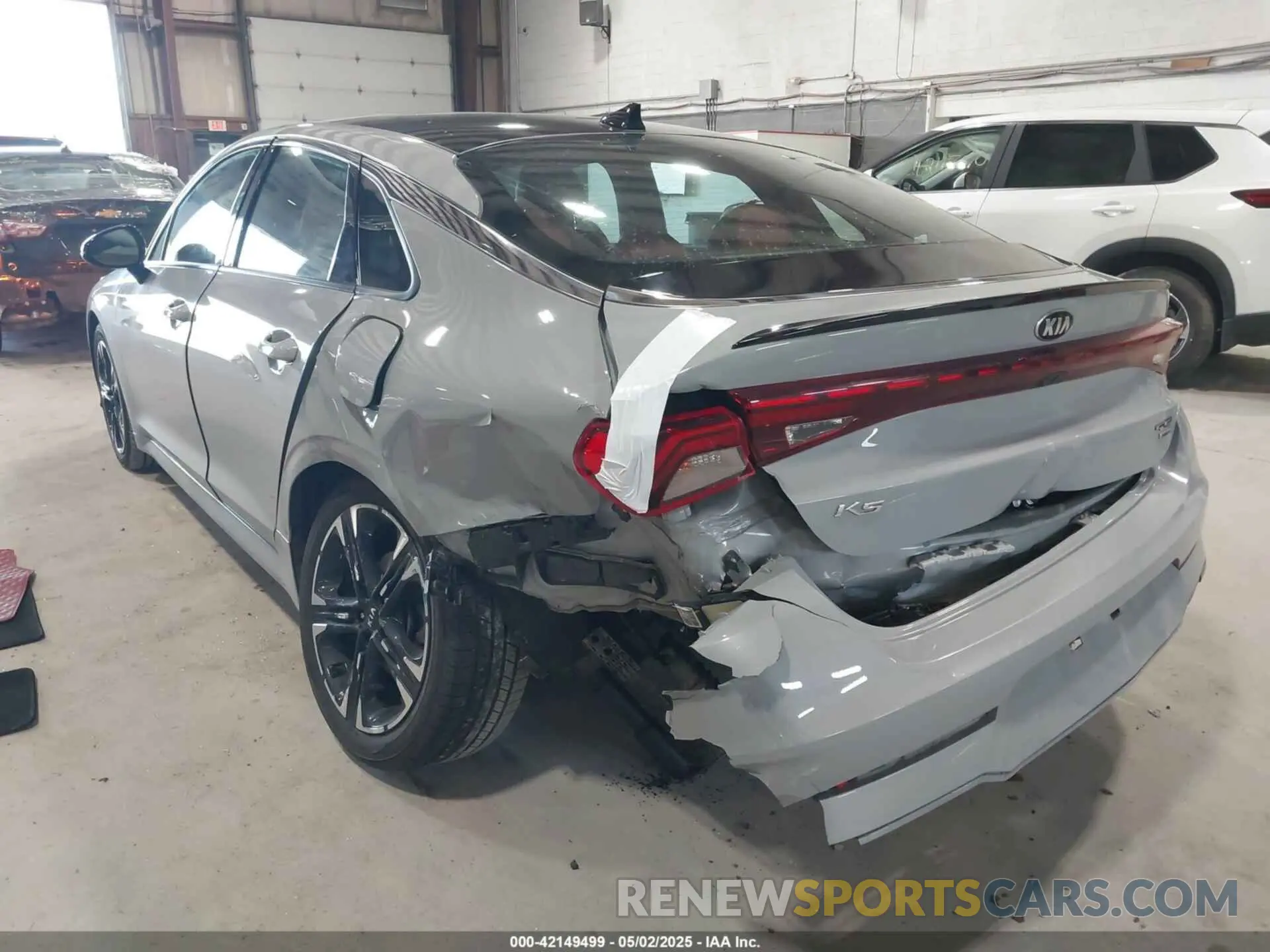 6 Photograph of a damaged car 5XXG64J23MG072626 KIA K5 2021