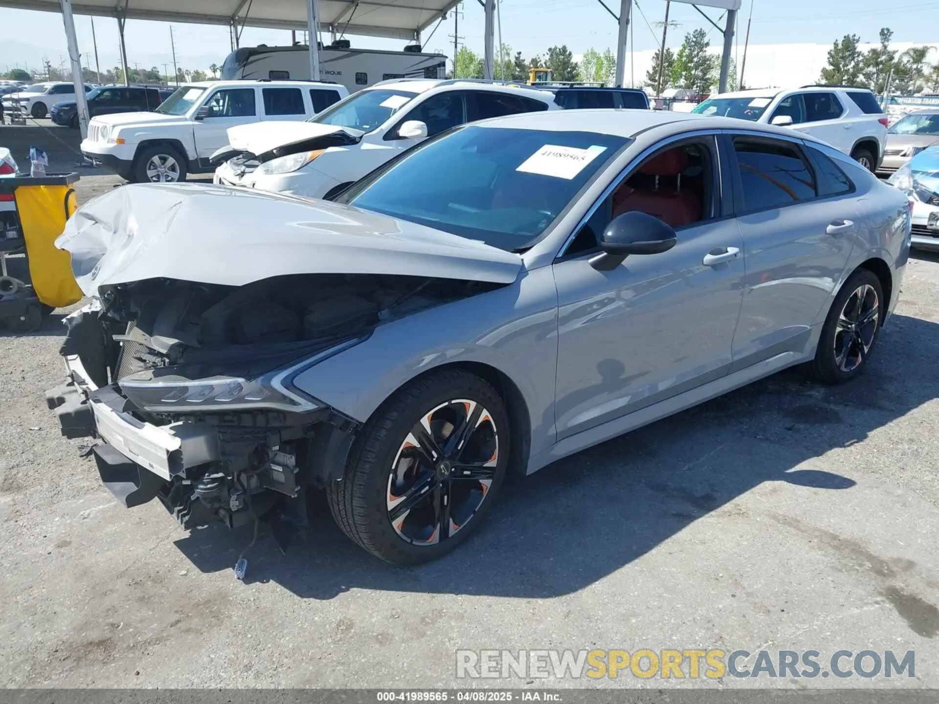 2 Photograph of a damaged car 5XXG64J25MG025680 KIA K5 2021