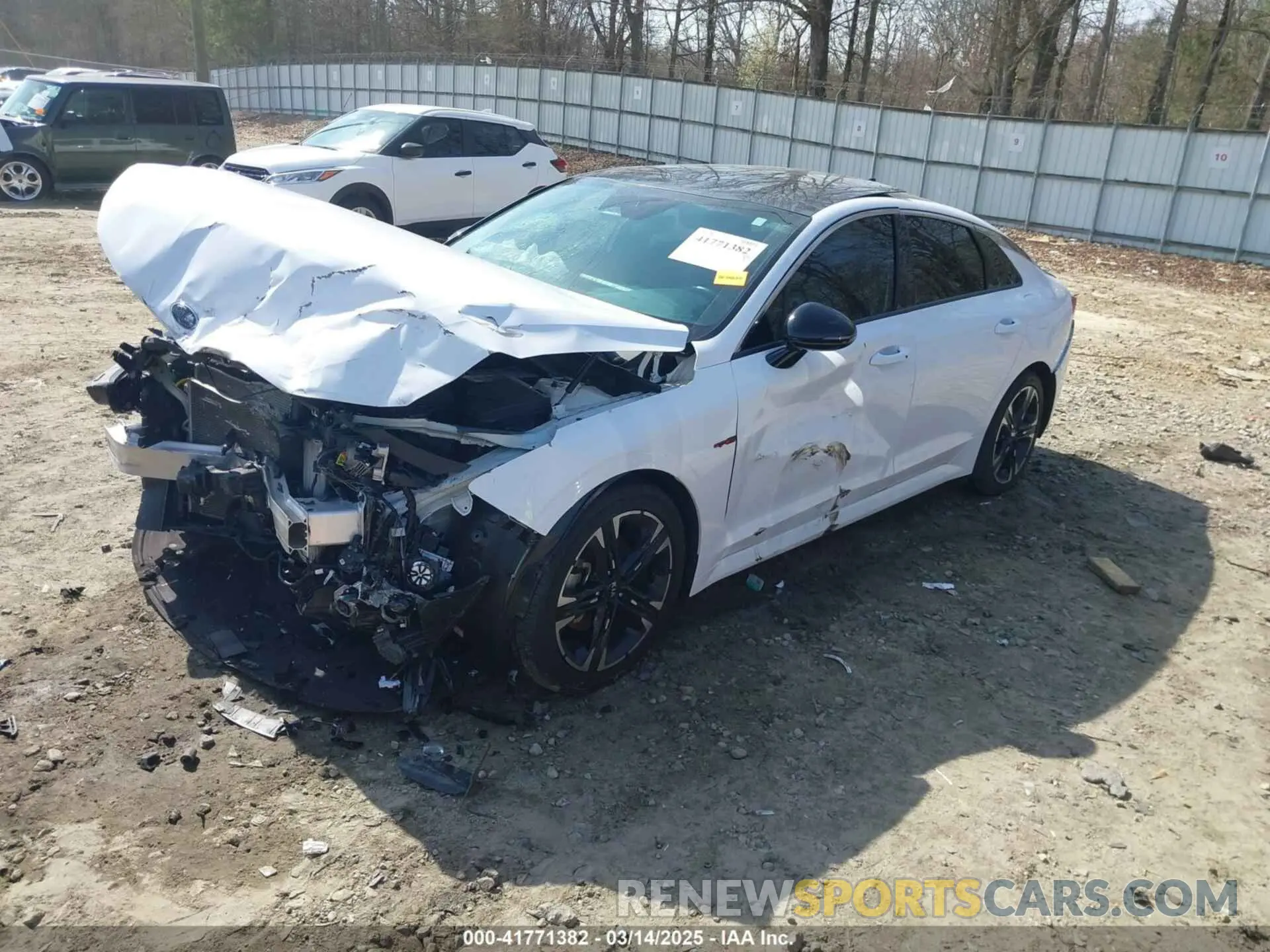 2 Photograph of a damaged car 5XXG64J26MG044951 KIA K5 2021