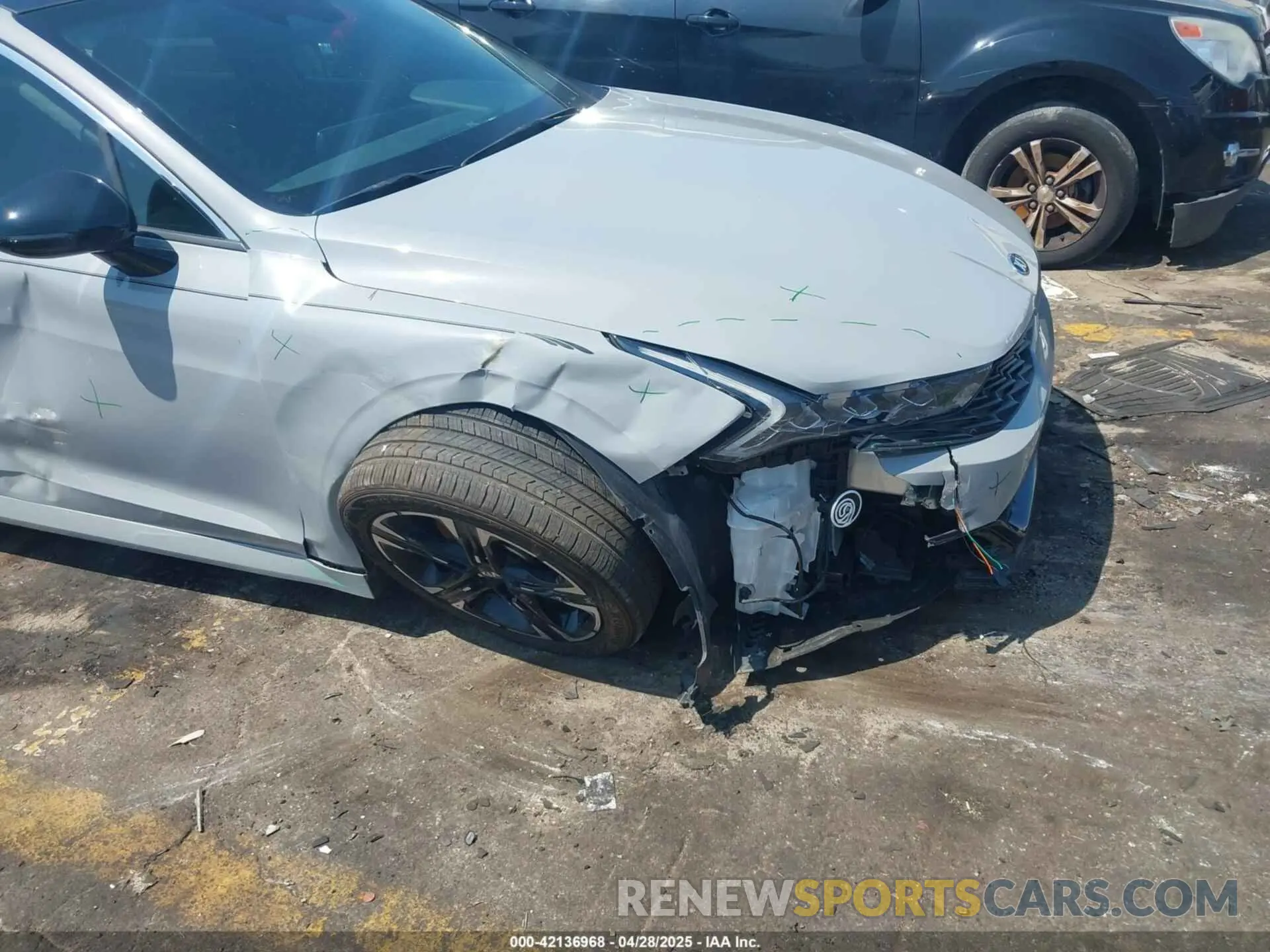 6 Photograph of a damaged car 5XXG64J26MG070398 KIA K5 2021