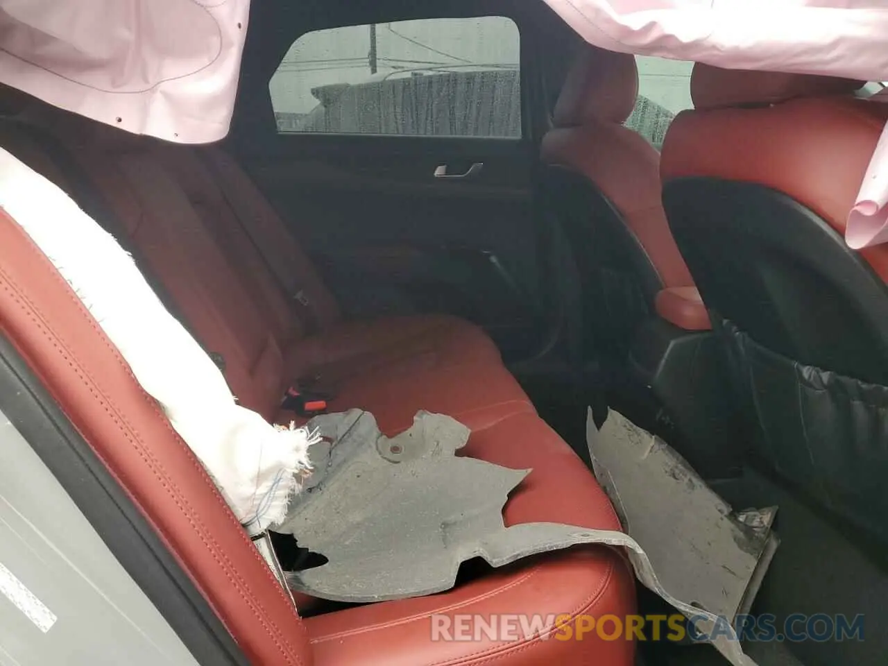 10 Photograph of a damaged car 5XXG64J27MG056445 KIA K5 2021