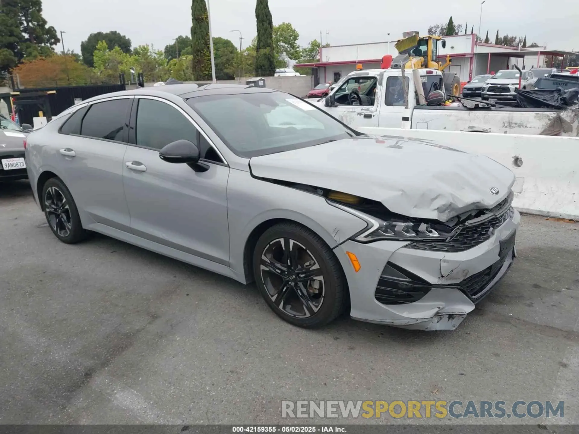 1 Photograph of a damaged car 5XXG64J28MG062660 KIA K5 2021