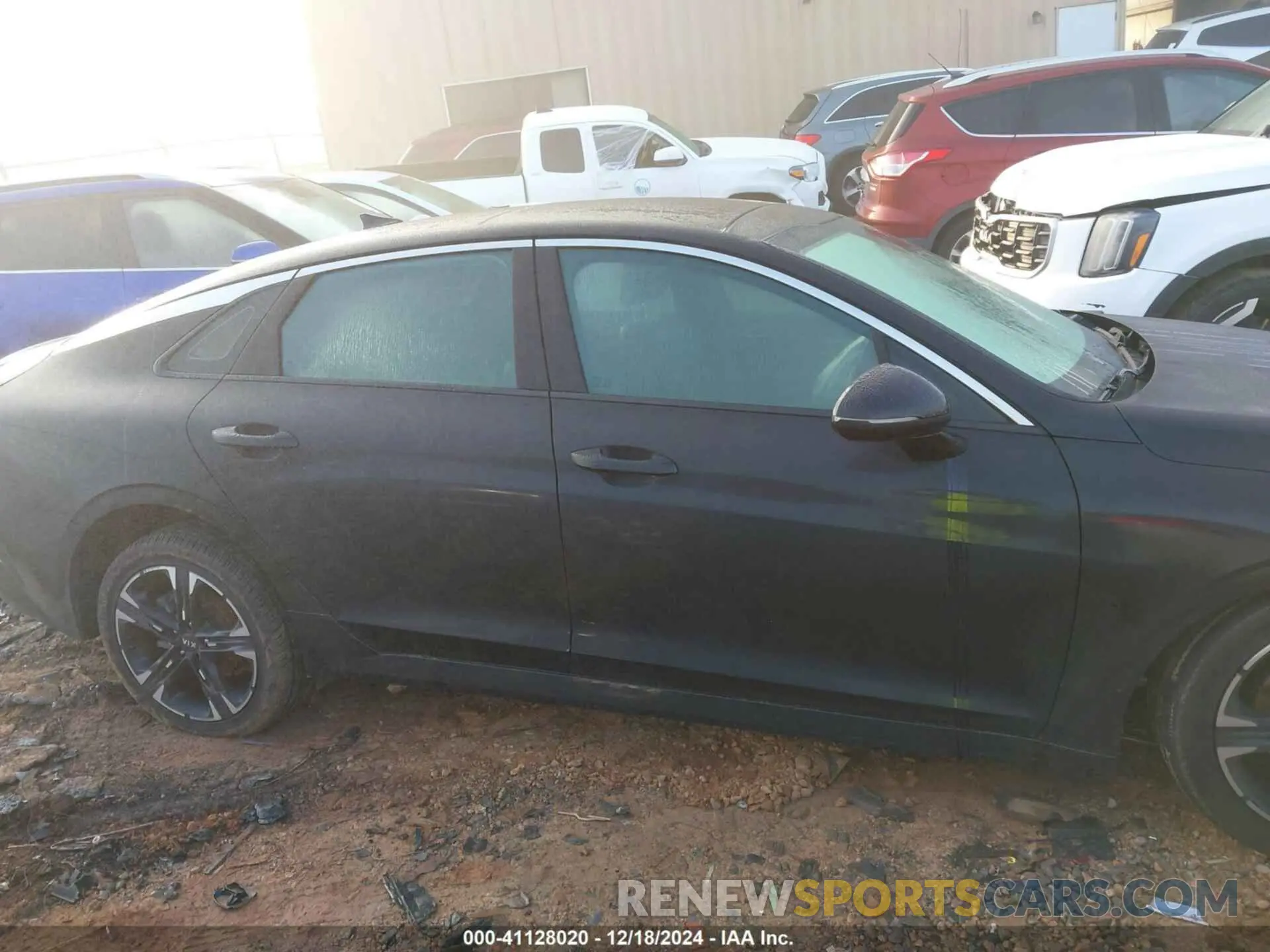 12 Photograph of a damaged car 5XXG64J29MG061680 KIA K5 2021