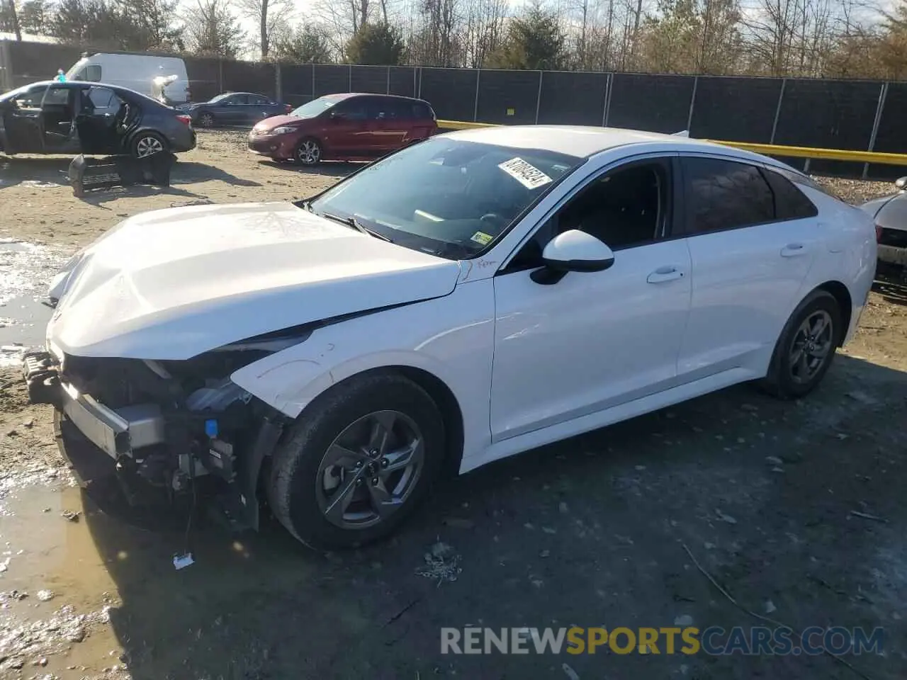 1 Photograph of a damaged car 5XXG14J20NG125086 KIA K5 2022