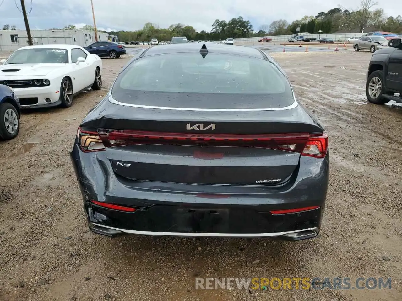 6 Photograph of a damaged car 5XXG14J22NG108516 KIA K5 2022