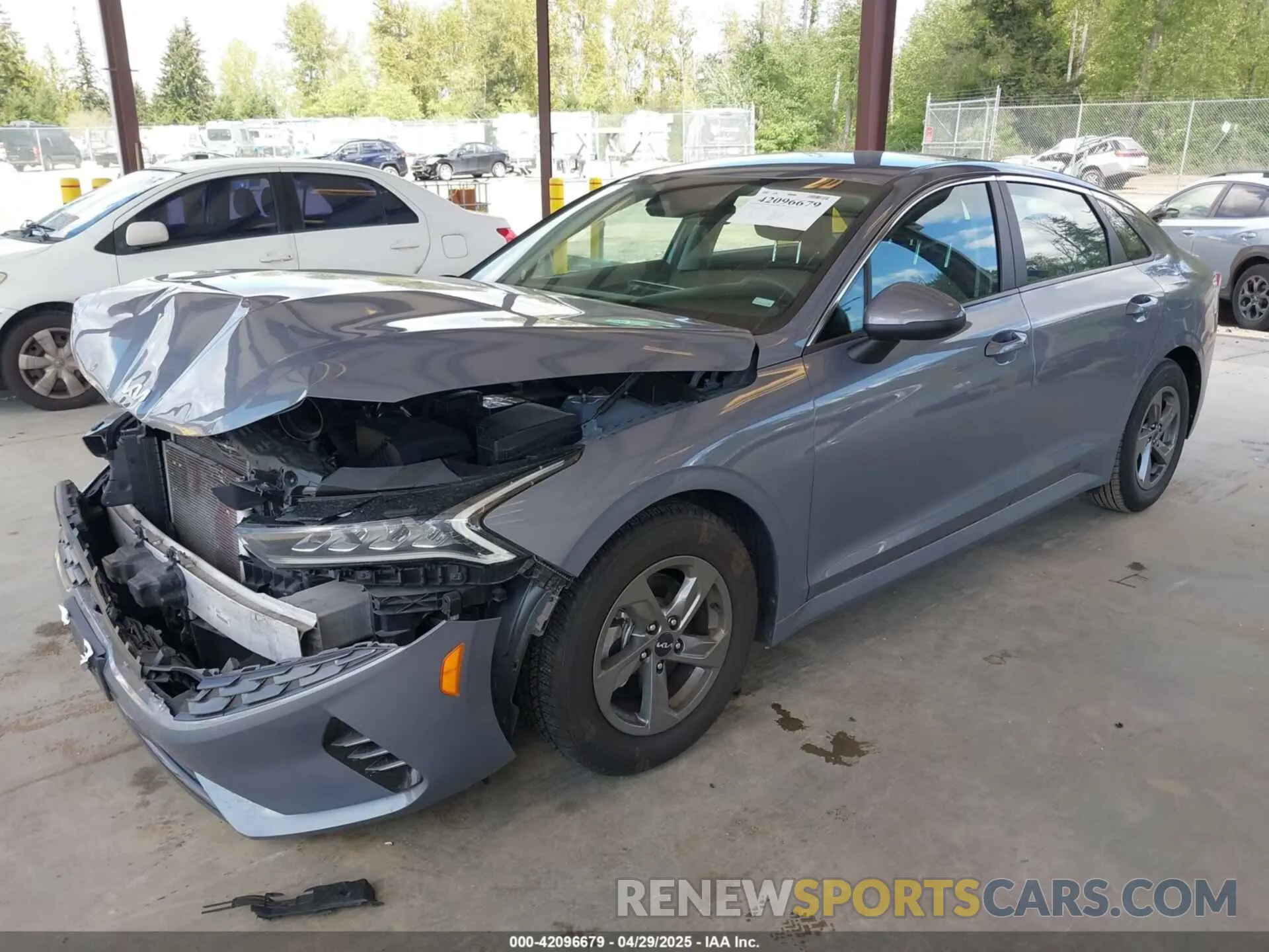 2 Photograph of a damaged car 5XXG14J23NG090639 KIA K5 2022