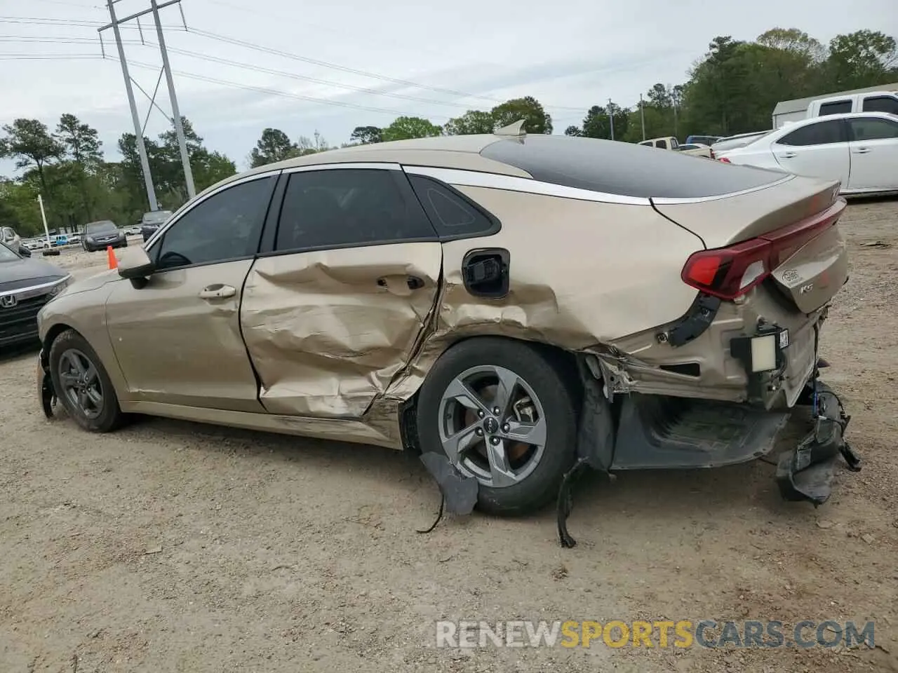 2 Photograph of a damaged car 5XXG14J23NG100487 KIA K5 2022