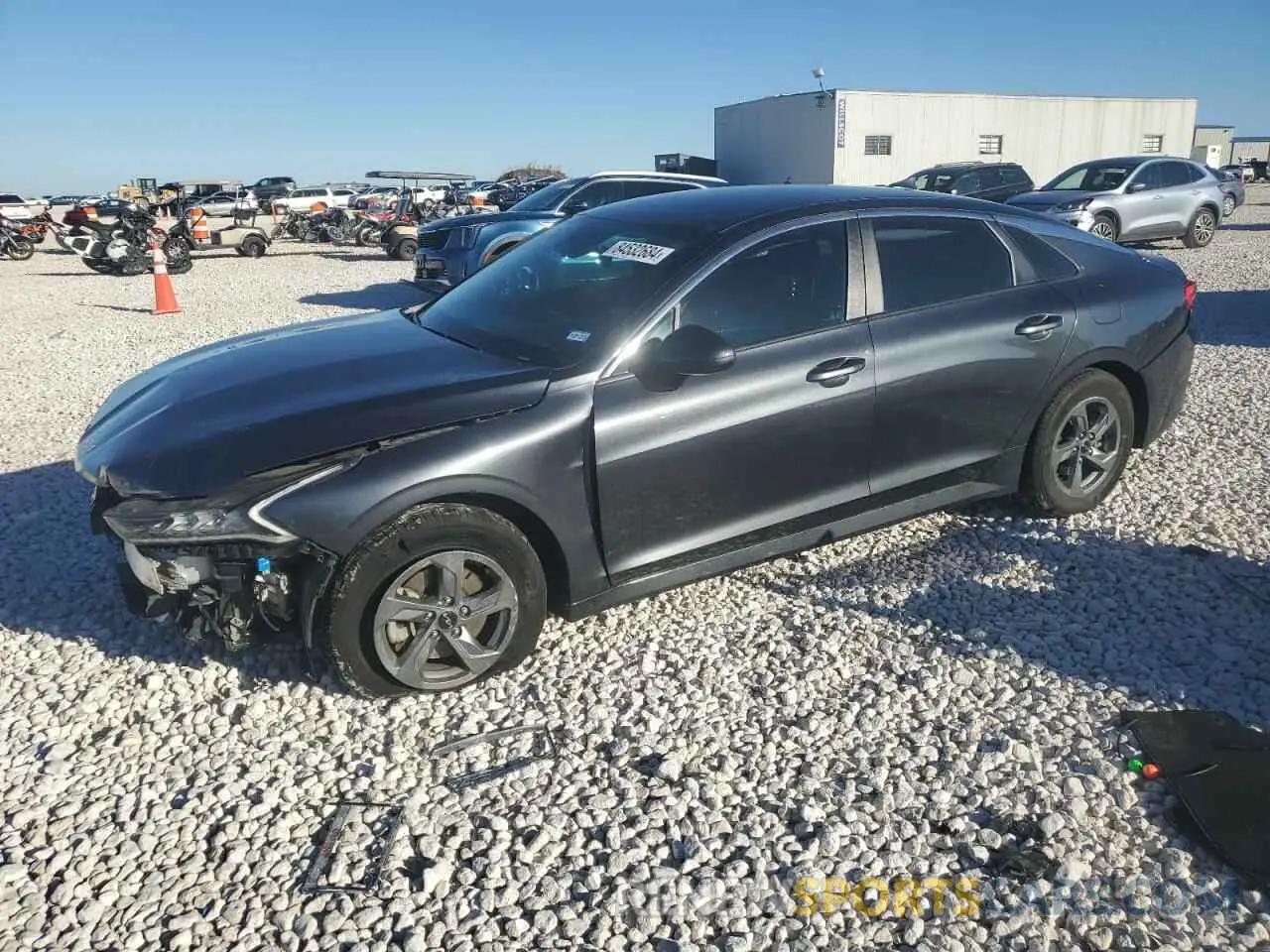 1 Photograph of a damaged car 5XXG14J24NG120599 KIA K5 2022