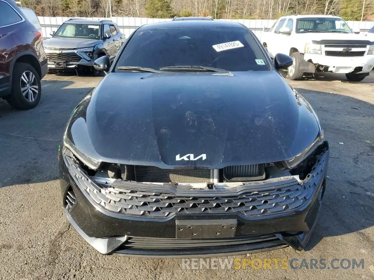 5 Photograph of a damaged car 5XXG14J25NG083627 KIA K5 2022