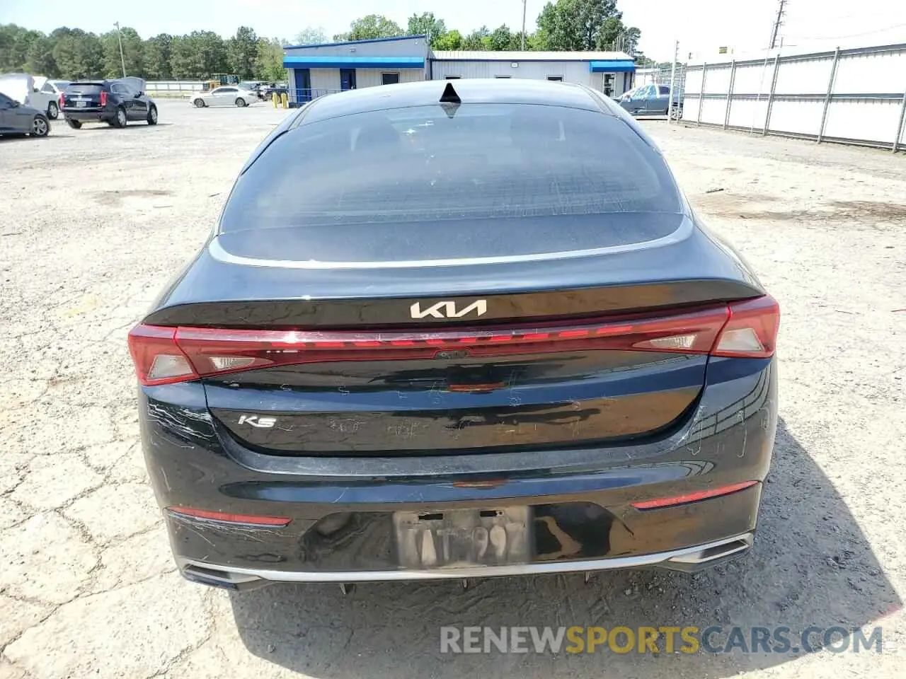 6 Photograph of a damaged car 5XXG14J27NG105966 KIA K5 2022
