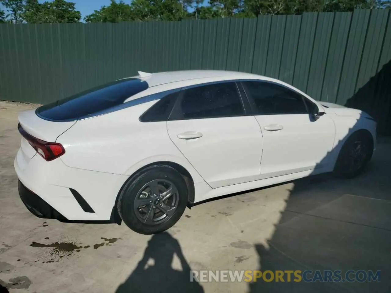 3 Photograph of a damaged car 5XXG24J25NG163085 KIA K5 2022