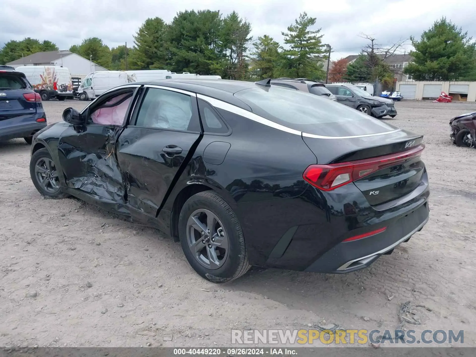 3 Photograph of a damaged car 5XXG24J26NG147414 KIA K5 2022