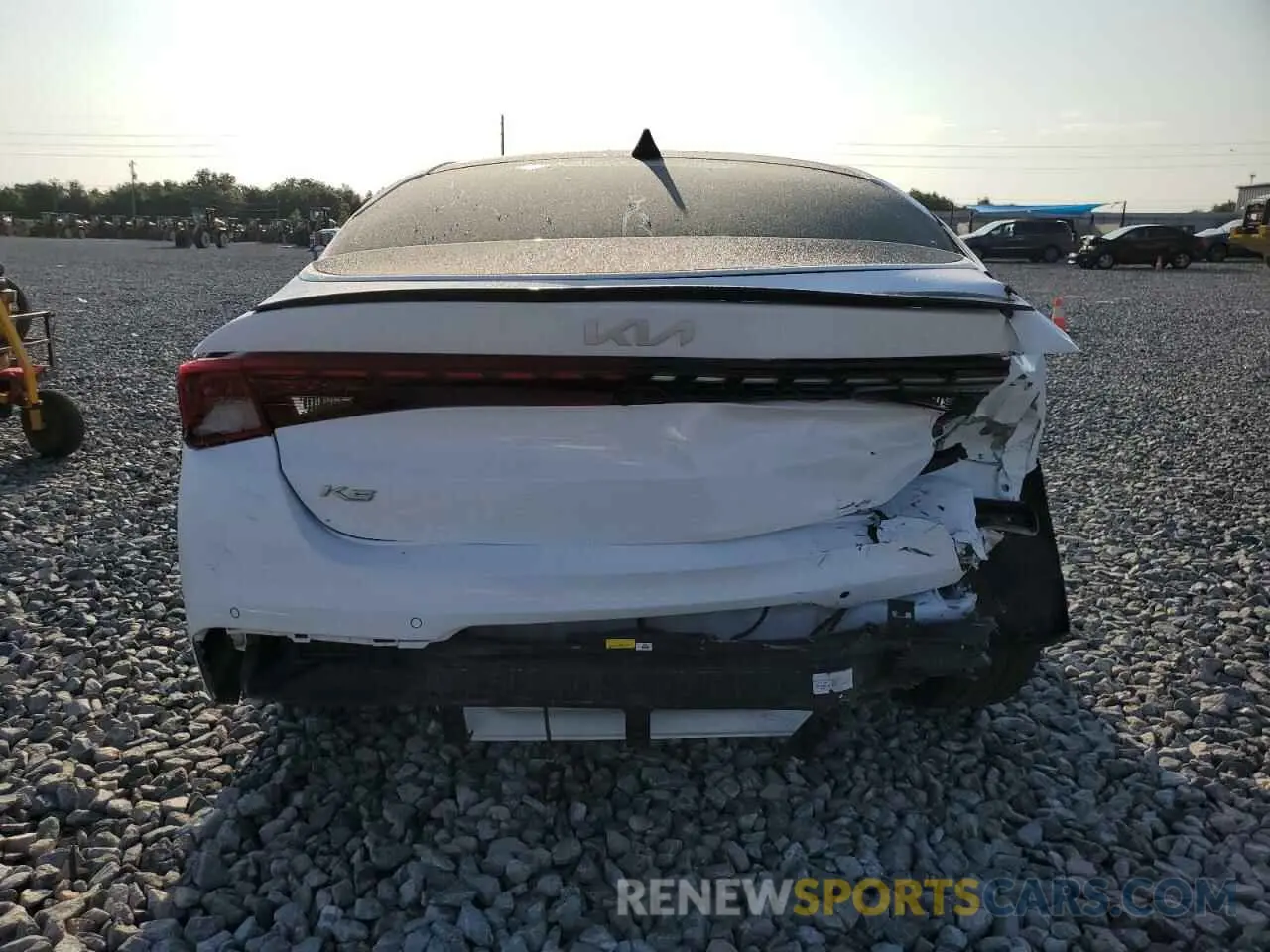 6 Photograph of a damaged car 5XXG34J28NG102830 KIA K5 2022