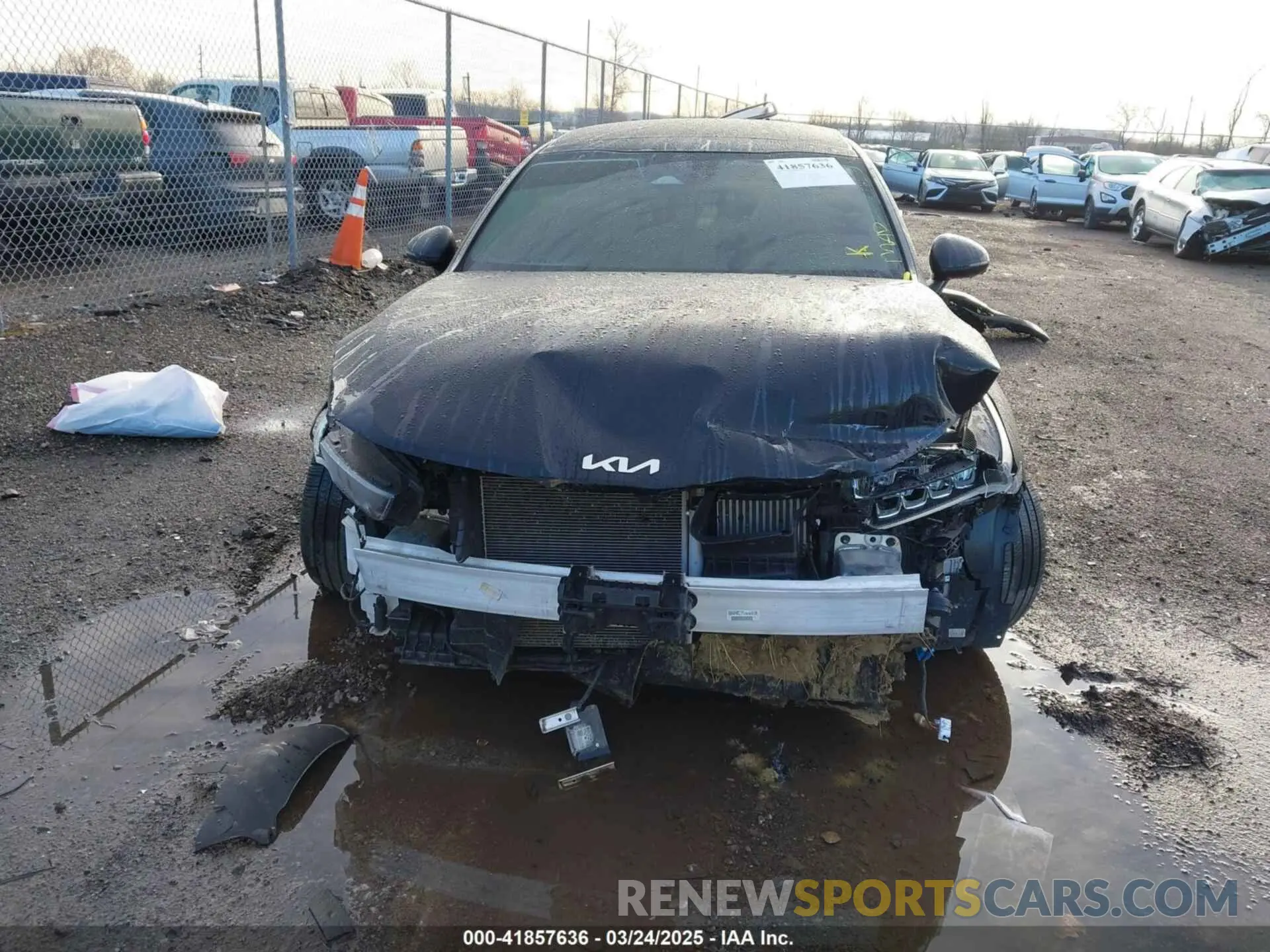 13 Photograph of a damaged car 5XXG34J29NG122939 KIA K5 2022