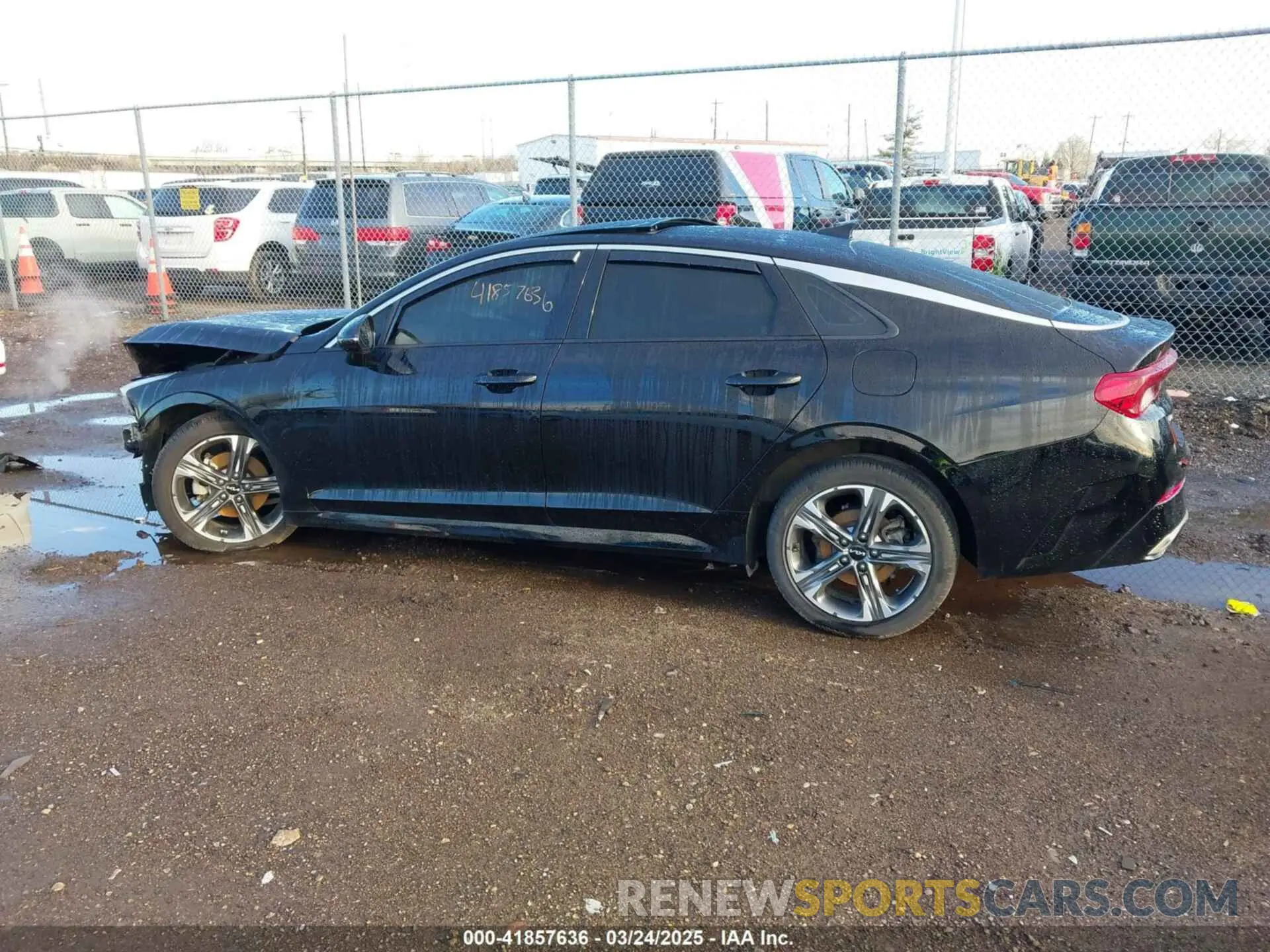 15 Photograph of a damaged car 5XXG34J29NG122939 KIA K5 2022
