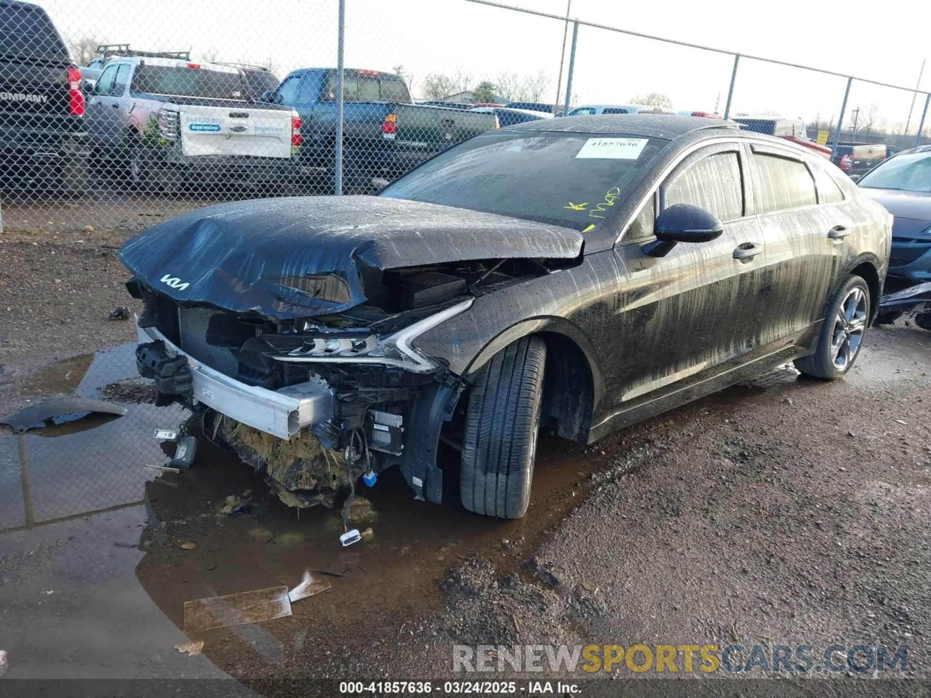 2 Photograph of a damaged car 5XXG34J29NG122939 KIA K5 2022