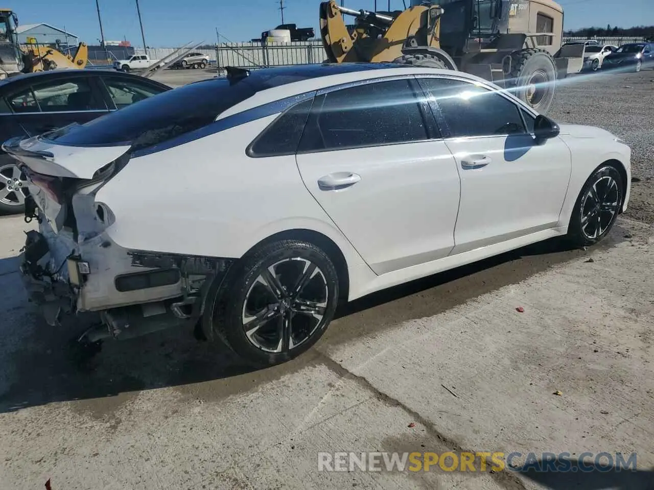 3 Photograph of a damaged car 5XXG64J23NG118375 KIA K5 2022
