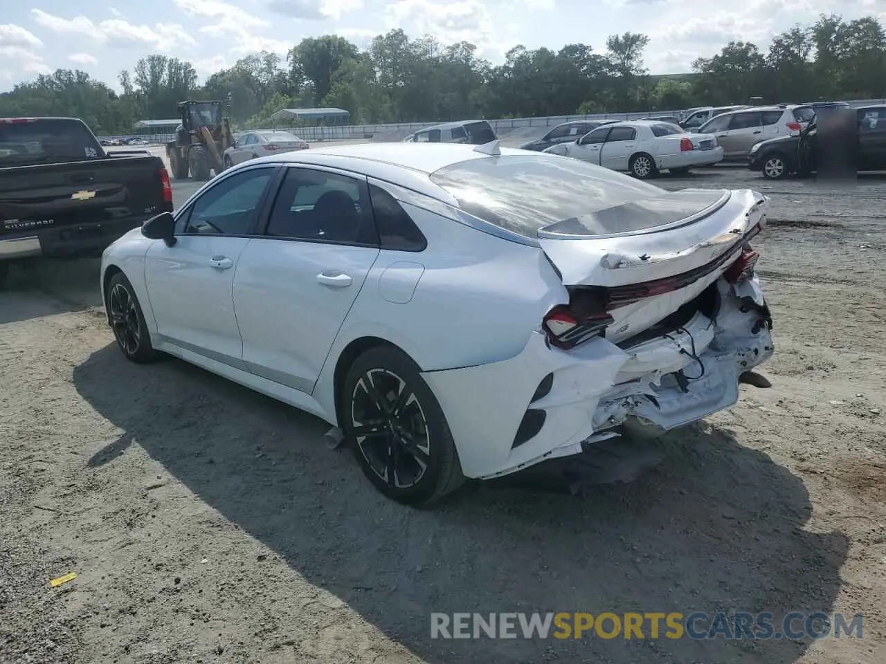 2 Photograph of a damaged car 5XXG64J23NG151358 KIA K5 2022