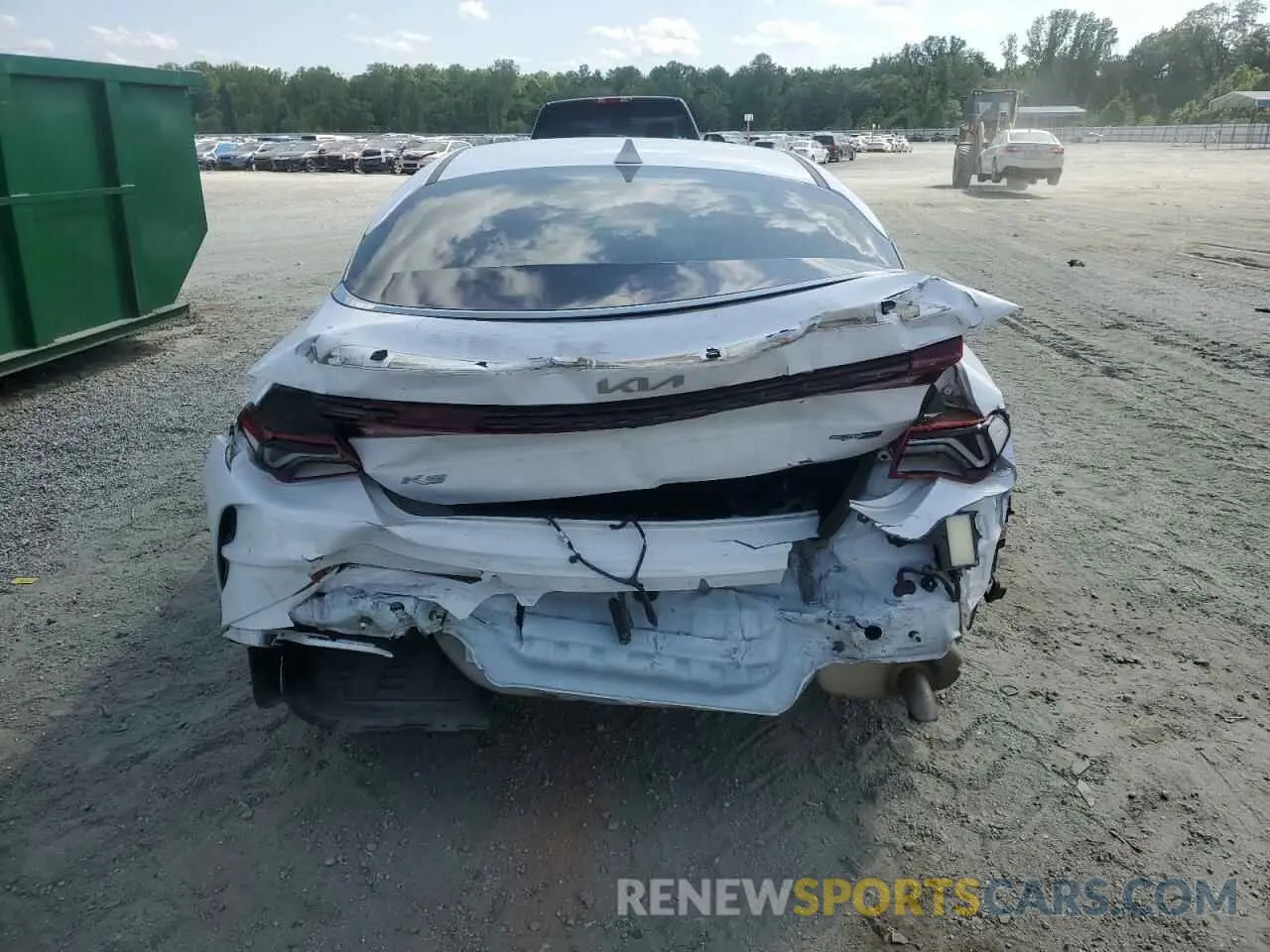 6 Photograph of a damaged car 5XXG64J23NG151358 KIA K5 2022