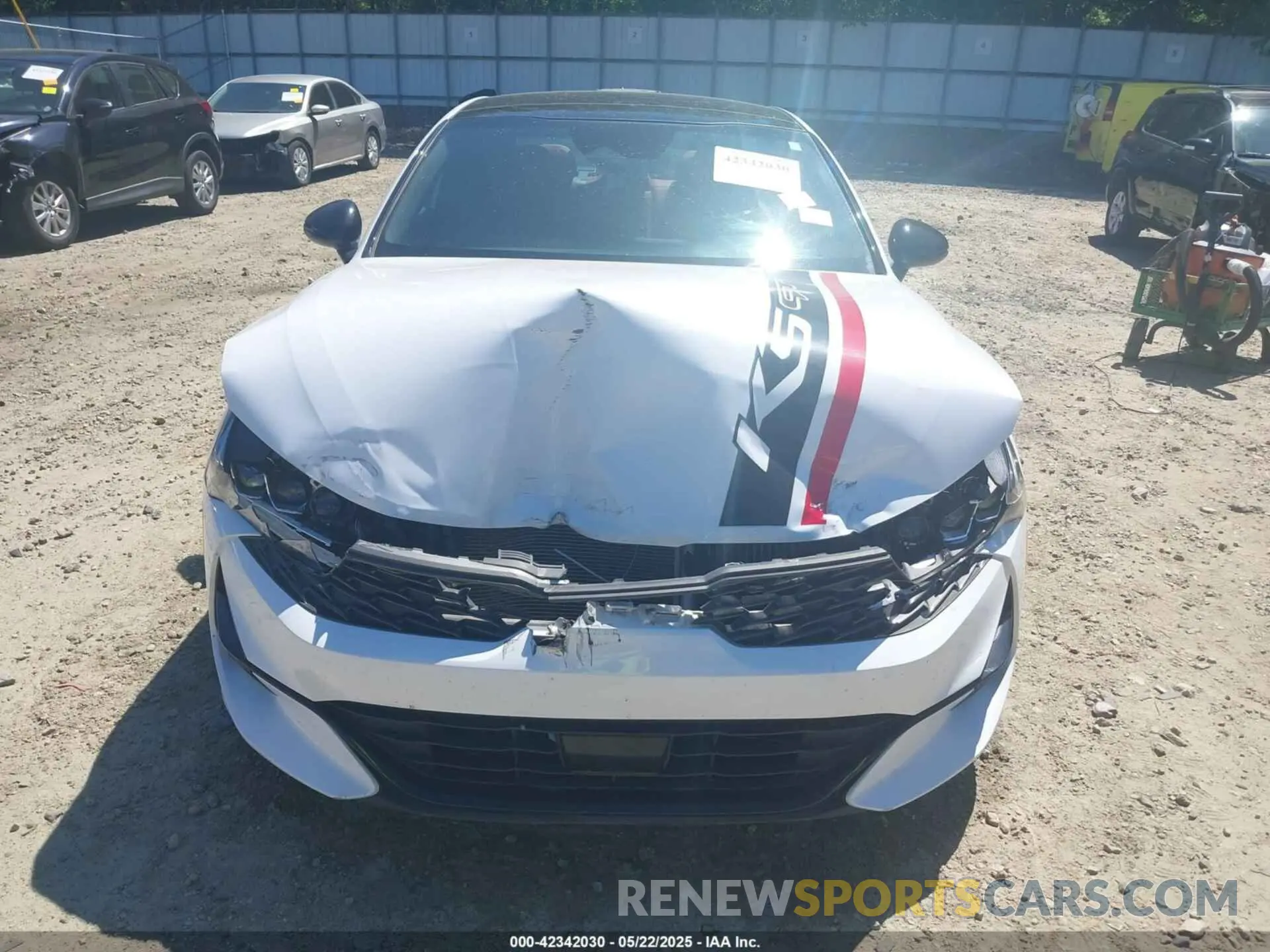 12 Photograph of a damaged car 5XXG64J25NG083659 KIA K5 2022