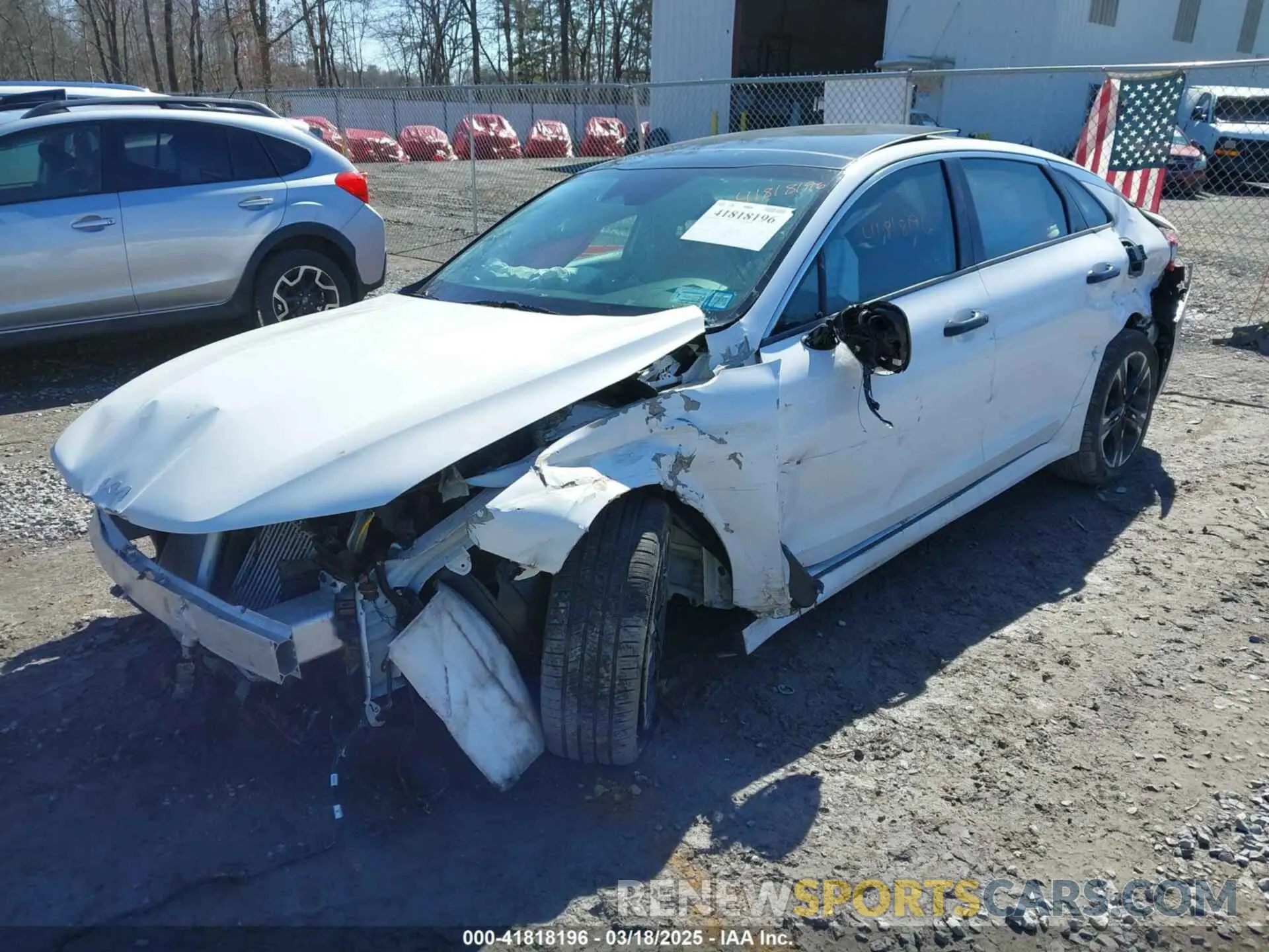 2 Photograph of a damaged car 5XXG64J25NG102324 KIA K5 2022