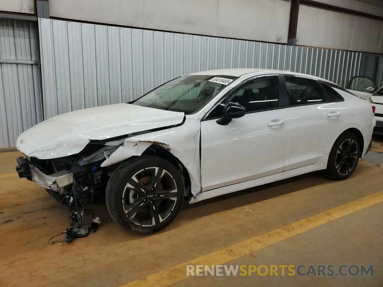1 Photograph of a damaged car 5XXG64J25NG124663 KIA K5 2022