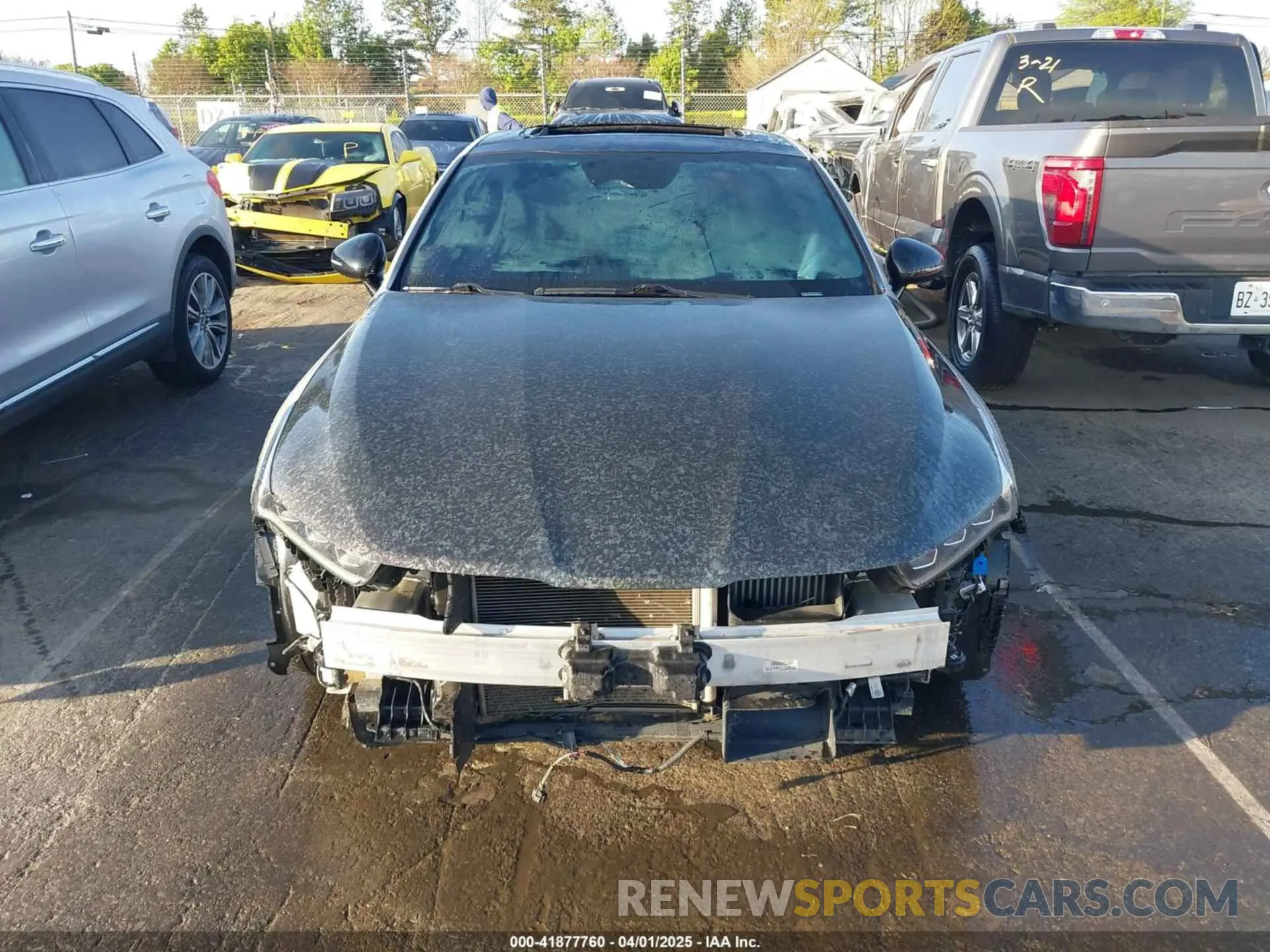 12 Photograph of a damaged car 5XXG64J26NG111839 KIA K5 2022