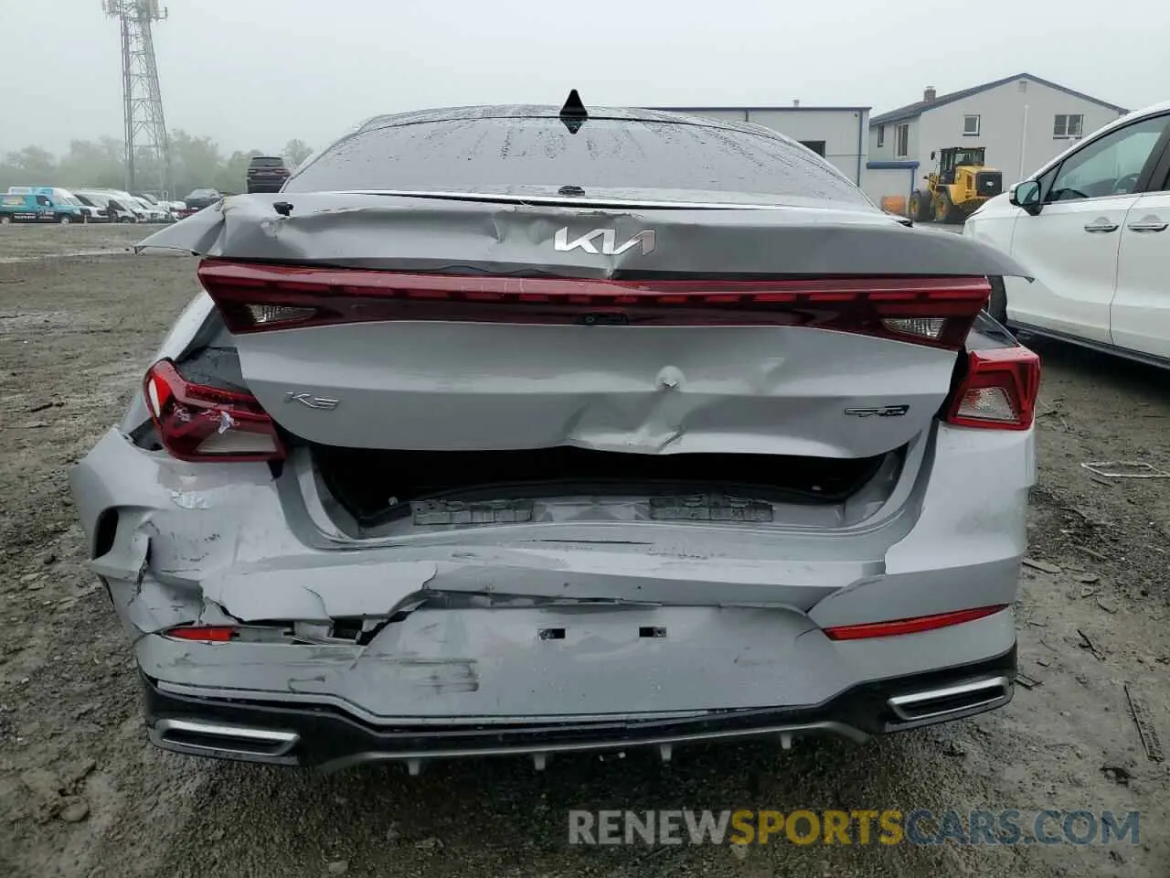 6 Photograph of a damaged car 5XXG64J26NG129063 KIA K5 2022